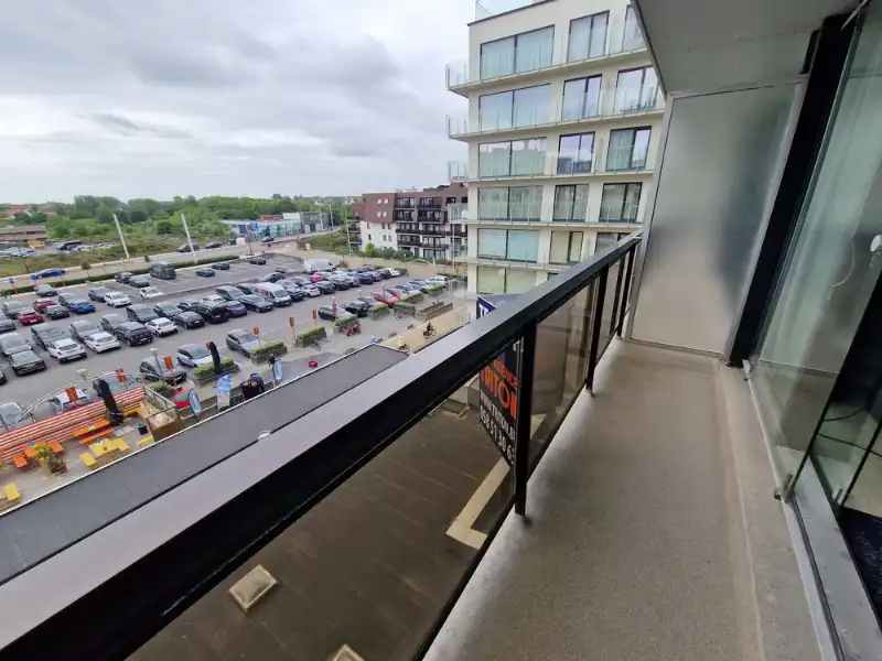 Zongerichte studio met terras vlak aan zee! foto 4