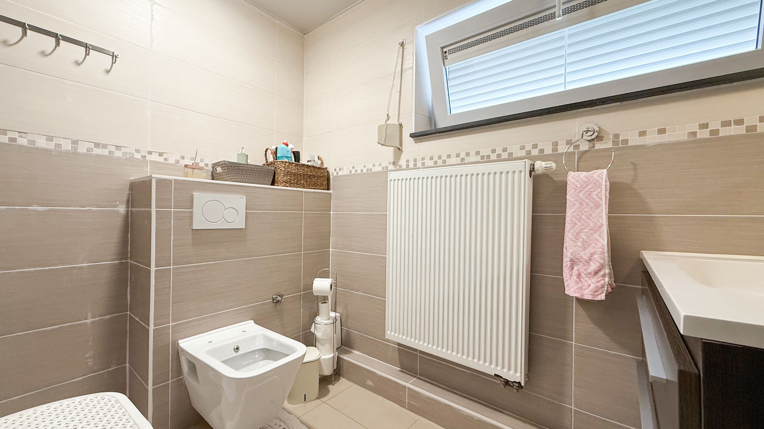 Instapklare woning met 4 slpks en veranda in Heusden EPC C! foto 35
