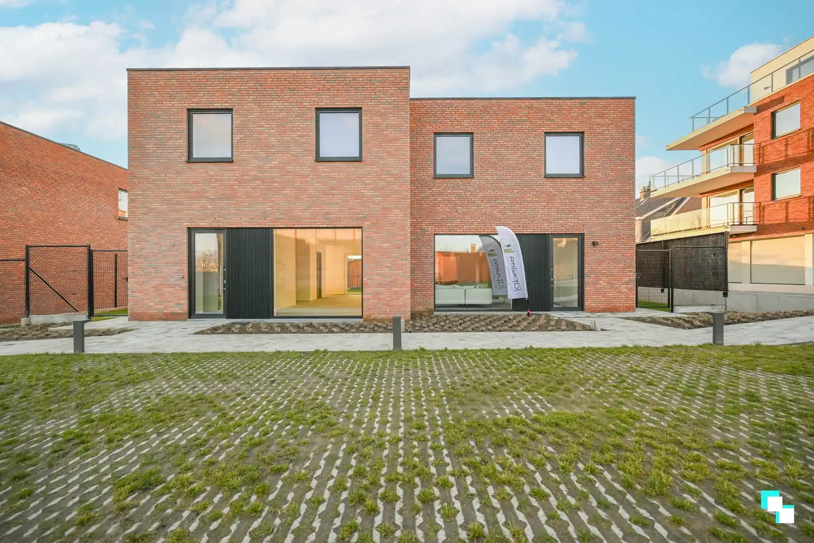 Modelwoning in een bijzonder woonpark! foto 25