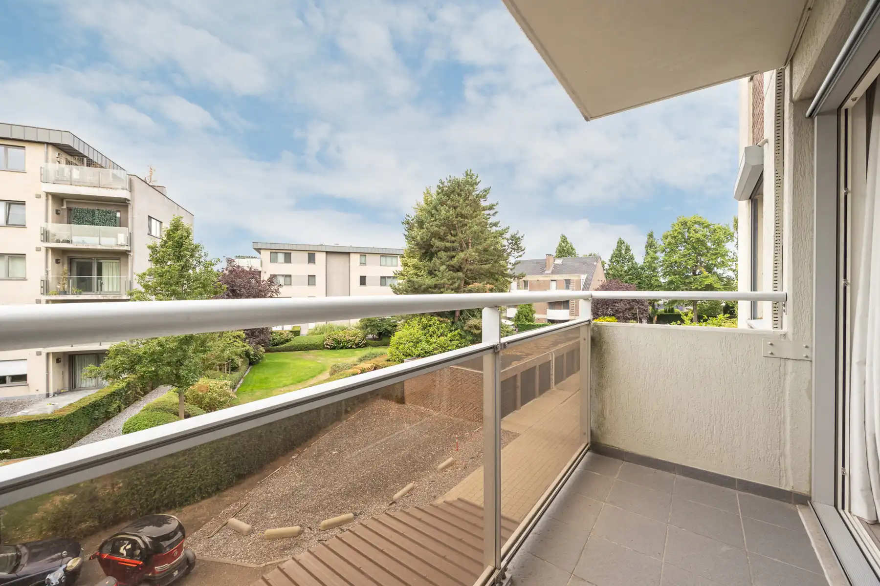 INSTAPKLAAR APPARTEMENT MET 1 SLAAPKAMER EN TERRAS GELEGEN OP TOPLOCATIE TE HASSELT! foto 17