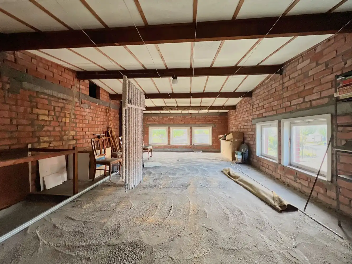 Heel ruime woning met polyvalente ruimte + tuin (791m²) foto 15