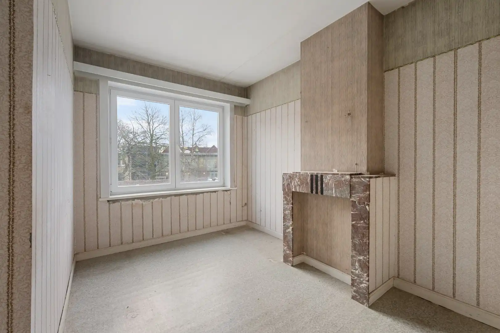 Woning met 7 slaapkamers en tuin met uitweg in Dadizele-centrum foto 12