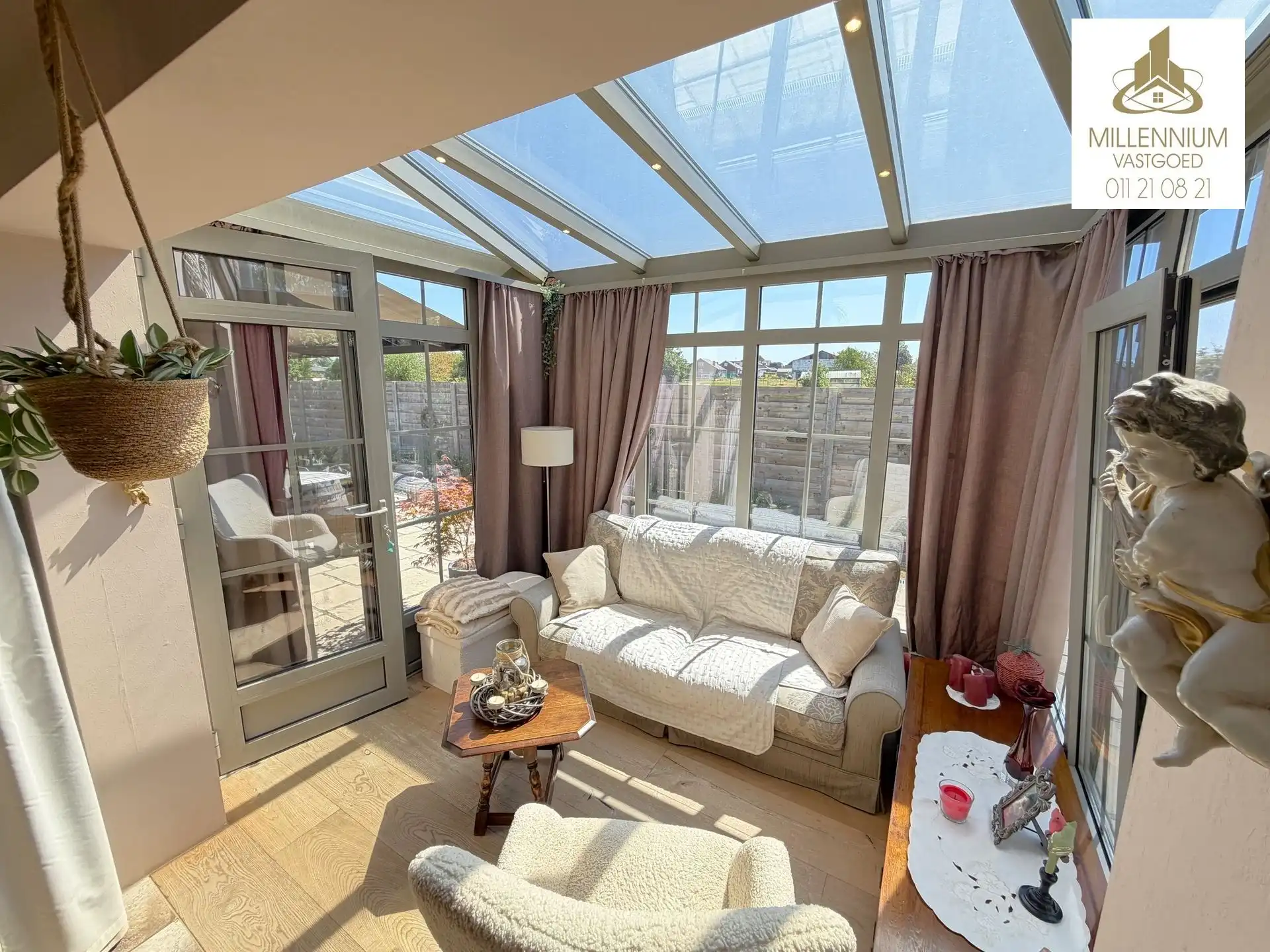 Ruime 3-slpk woning zwembad  foto 13