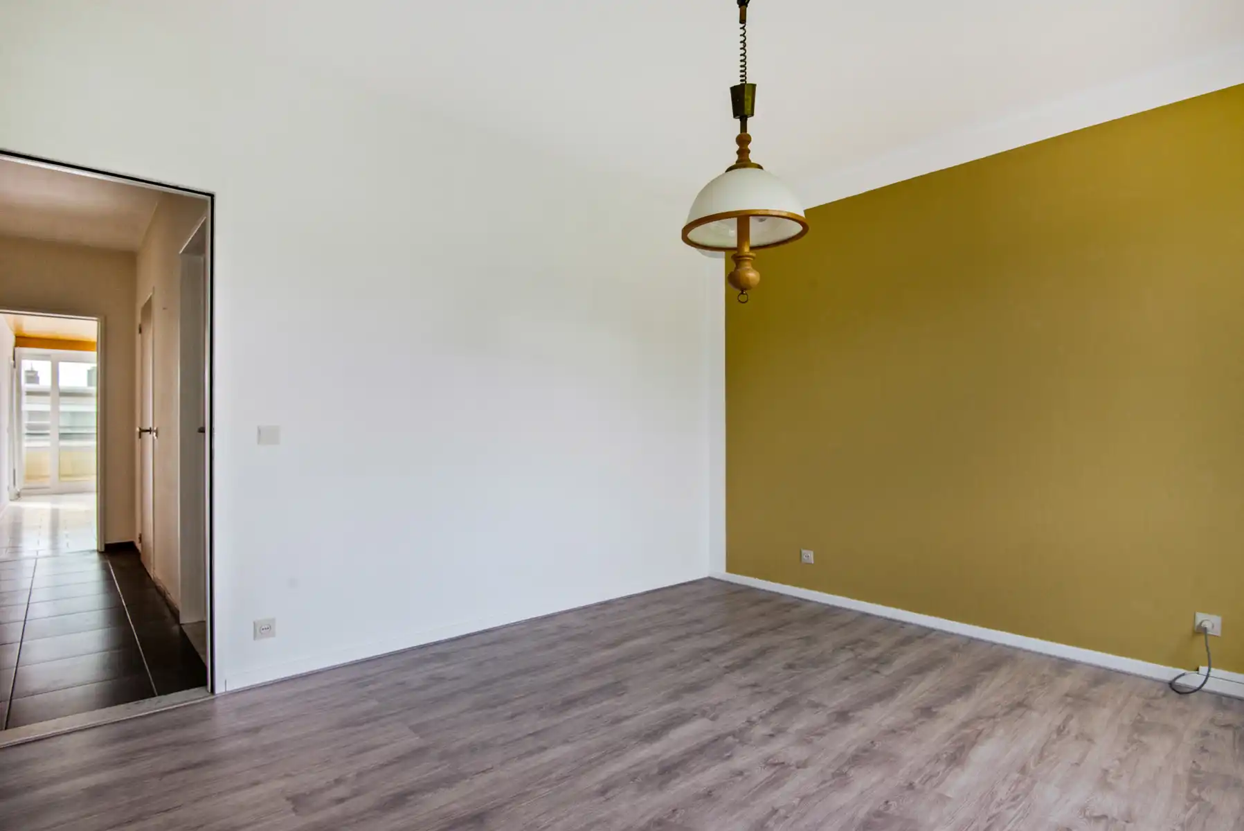 Ruim 3 SLK appartement met terras en garage (incl.!) foto 12