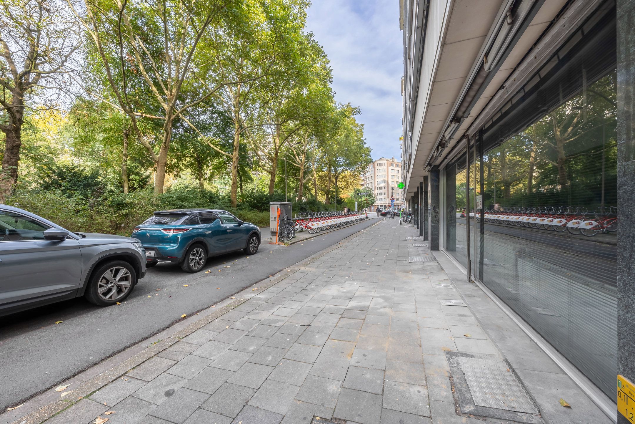 Commercieel handelspand (236m²) op centrale ligging foto 5