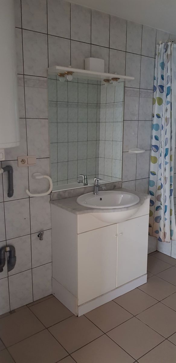 Gelijkvloers appartement met 2 slaapkamers en een aangenaam terras. foto 9