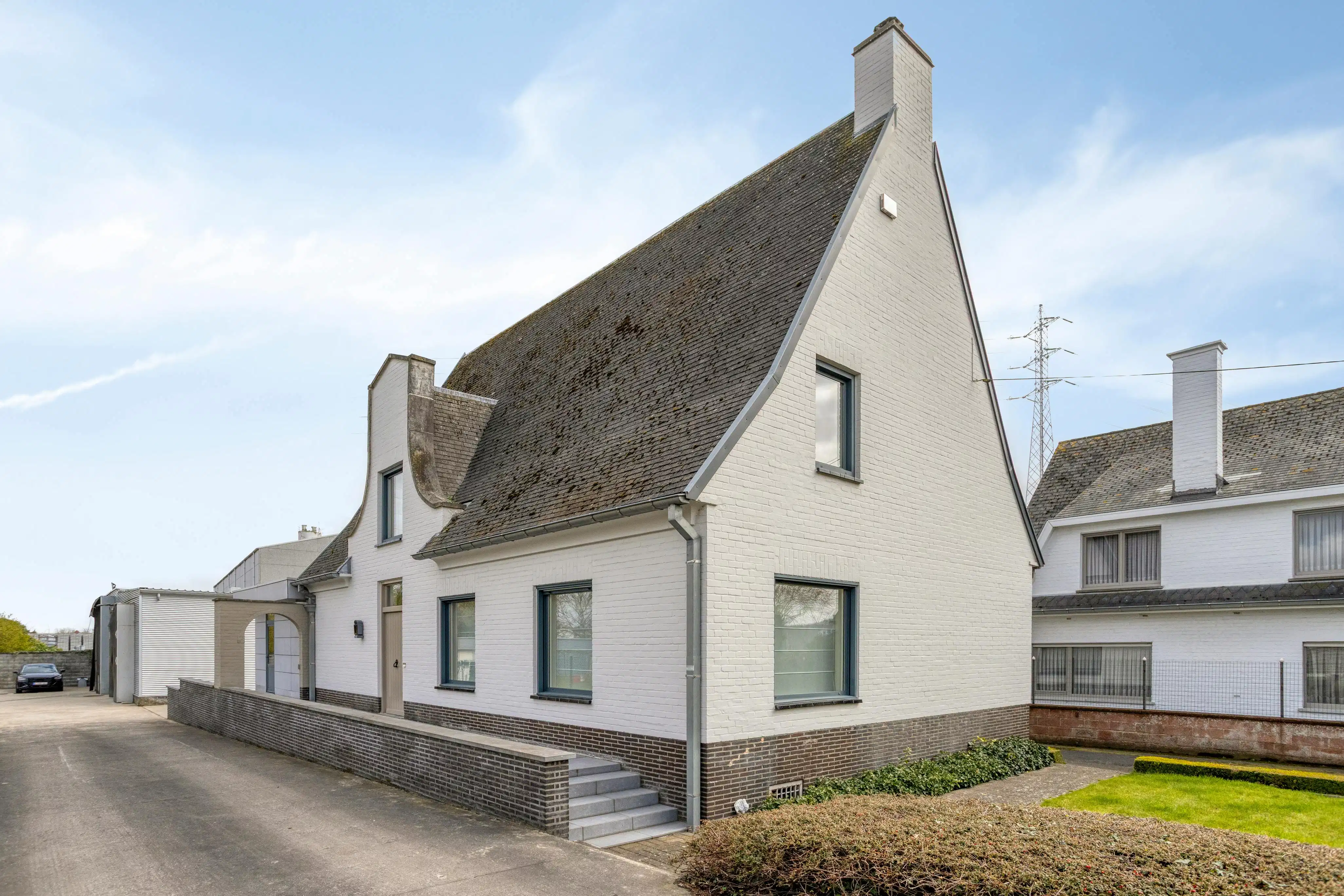 Ruime eigendom met woning, loods en extra bouwgrond foto 29