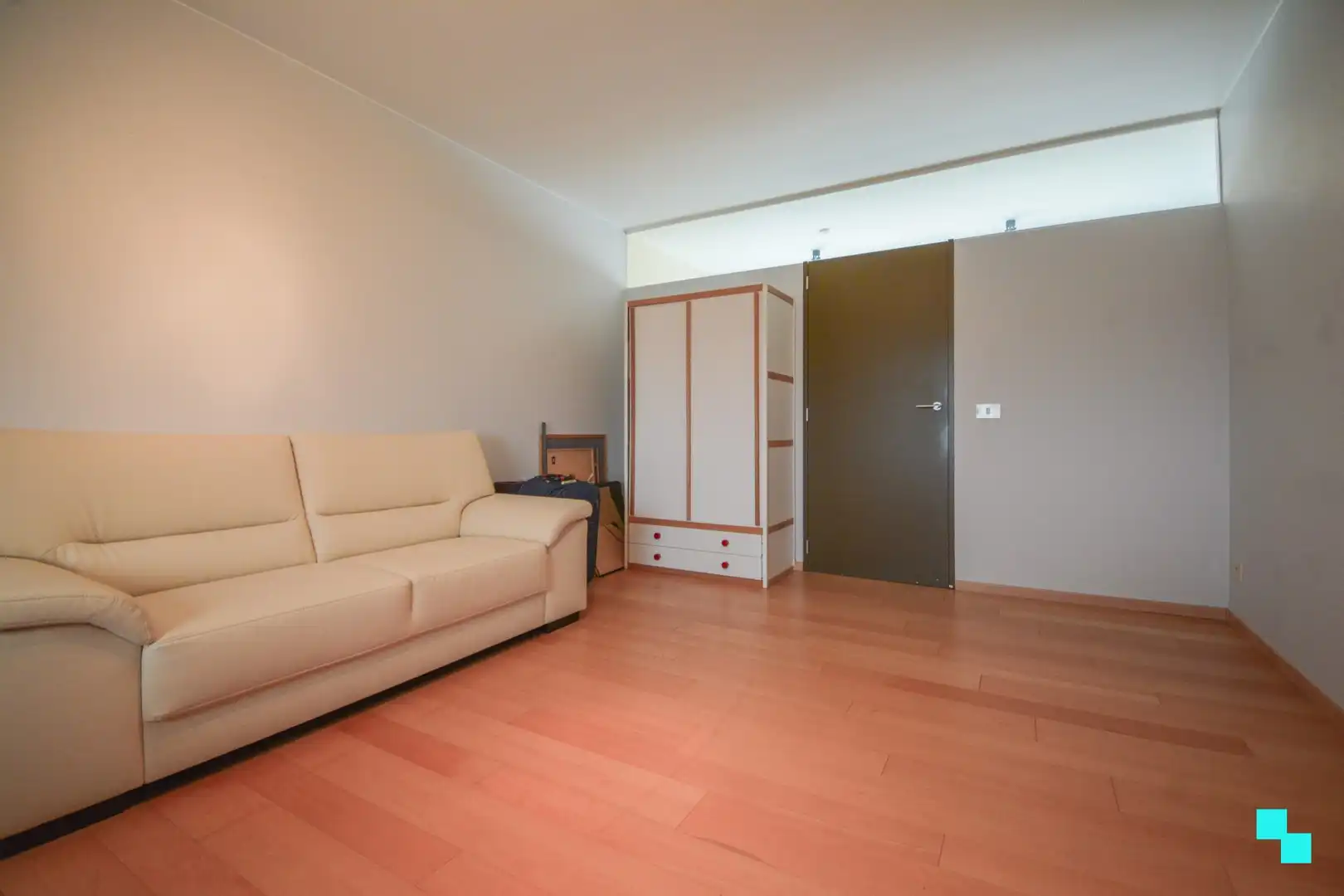 Bijzonder lichtrijke en verrassend ruime villa te Hooglede foto 26