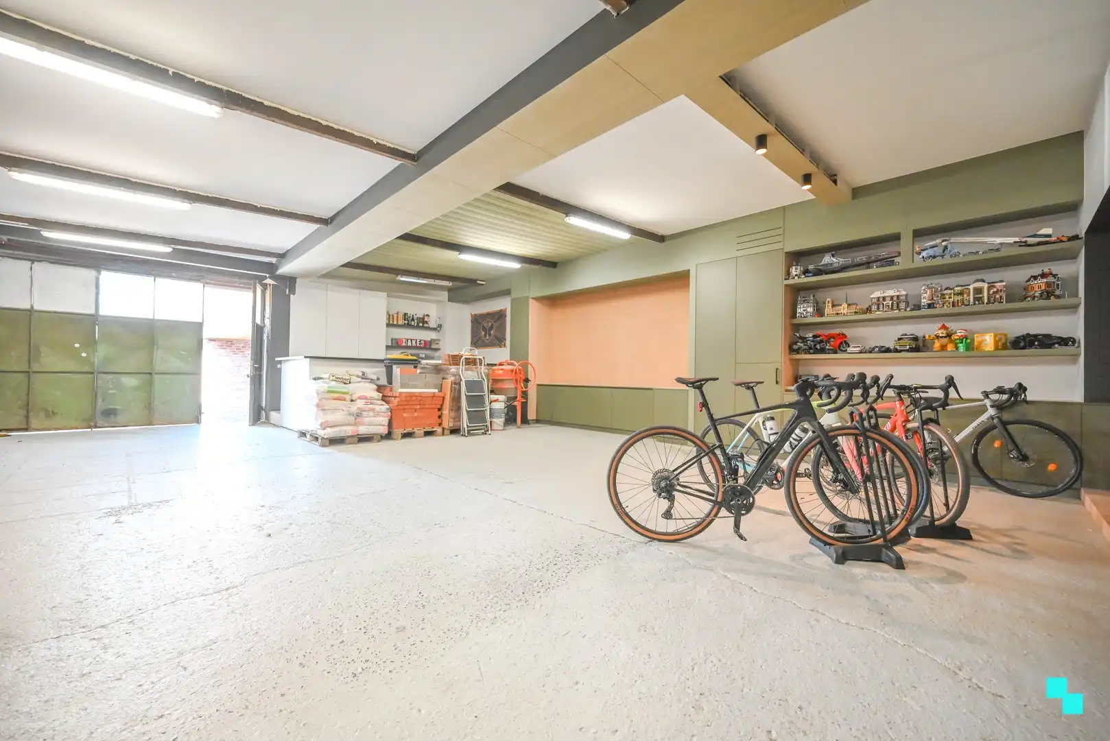 Gerenoveerde, veelzijdige woning in Anzegem foto 32