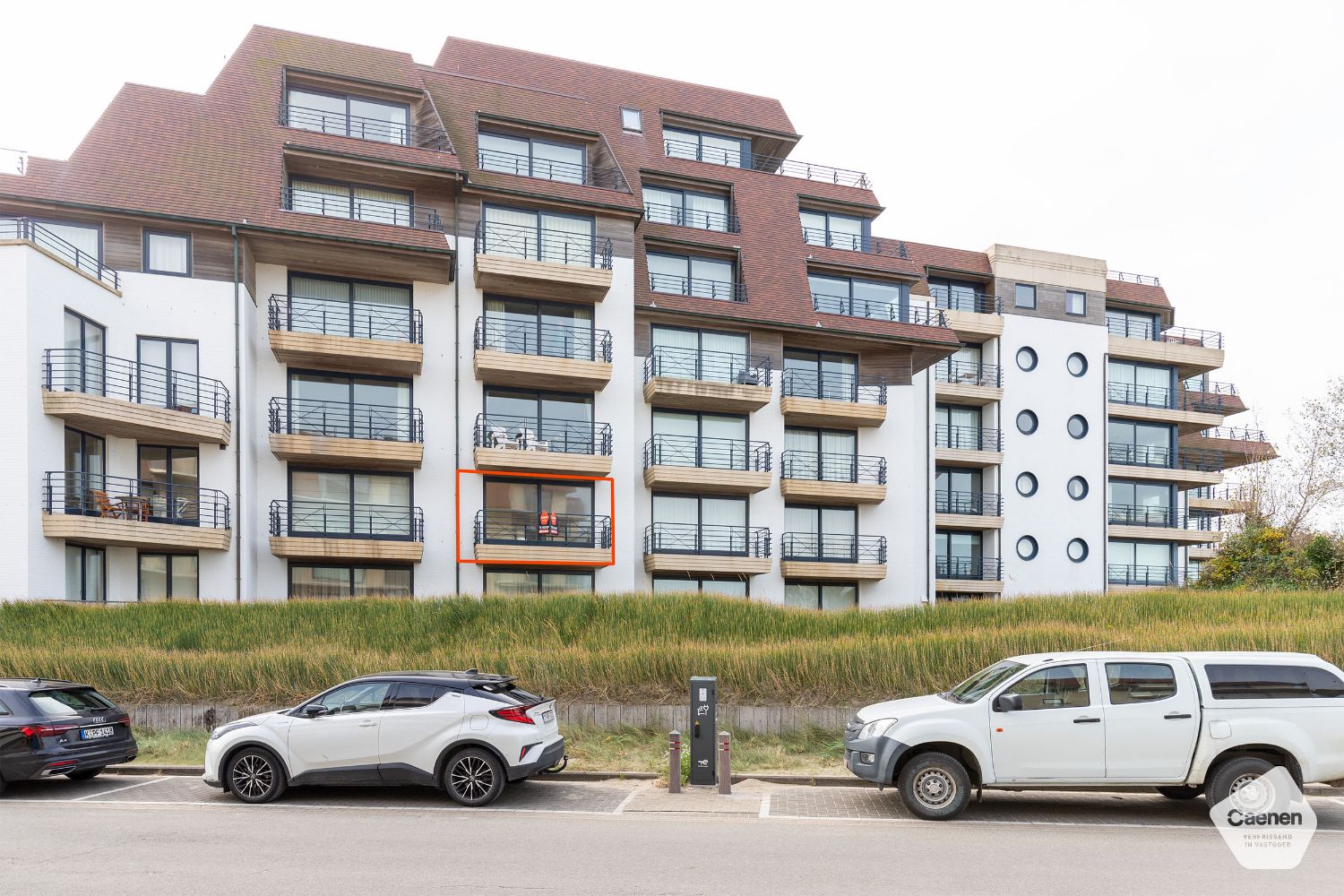 Ruim appartement met 2 slaapkamers op topligging te Groenendijk foto {{pictureIndex}}