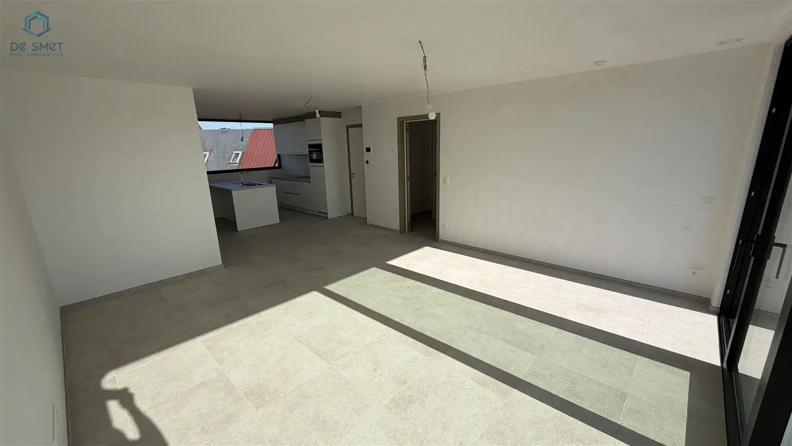 INSTAPKLAAR DAKAPPARTEMENT MET 2 SLAAPKAMERS, ZONNEPANELEN & MOGELIJKHEID TOT EXTRA RUIMTE foto 10