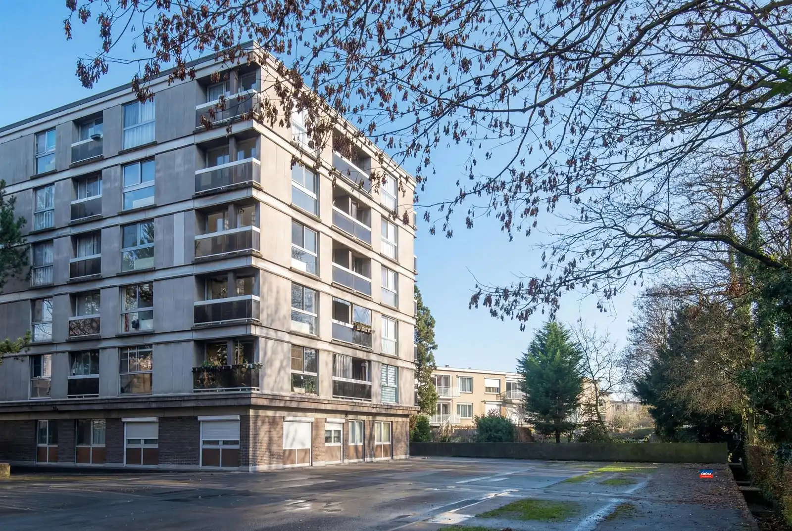 Instapklaar appartement met twee slaapkamers, terras en staanplaats foto 13