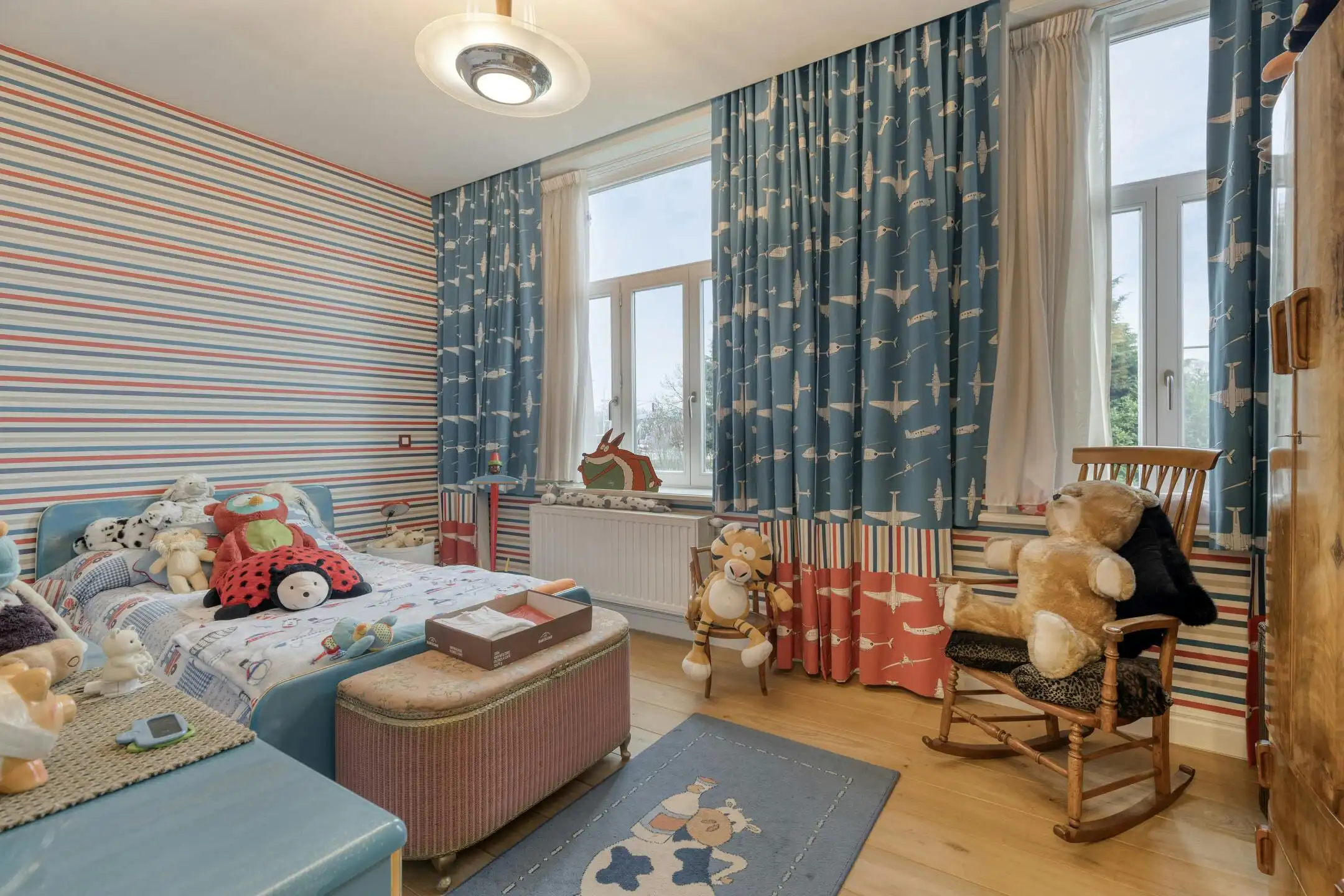 Klassevol huis met 5 slaapkamers, 3 badkamers, garage en ruime tuin te Sint-Kruis (Brugge) foto 18