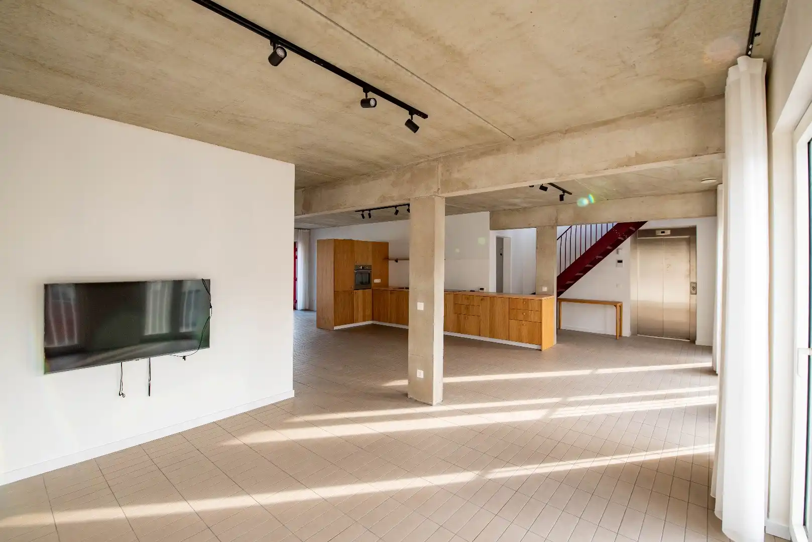 Moderne loft met dakterras foto 5