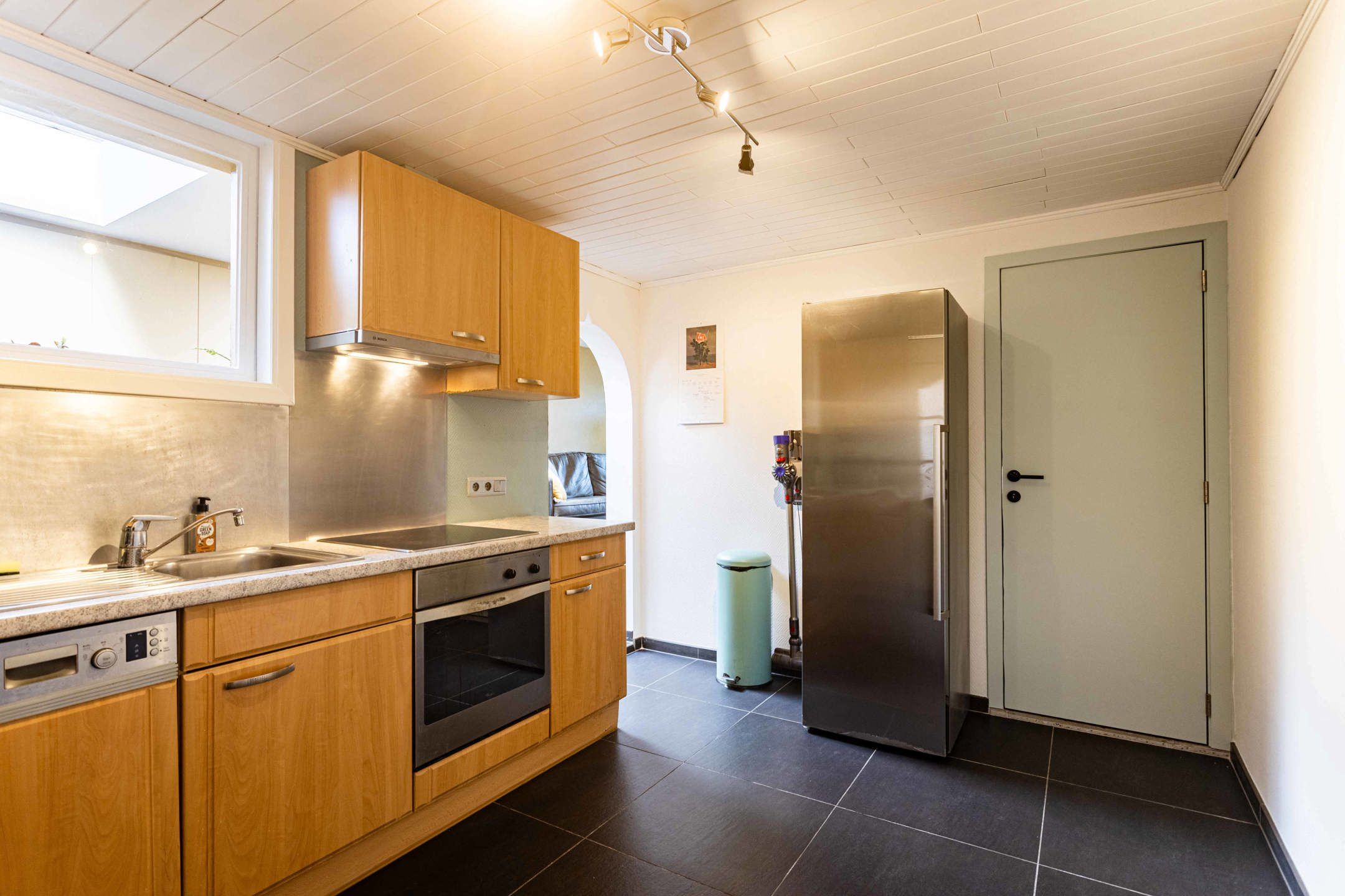 Aangename, instapklare woning met tuin in groene omgeving! foto 7