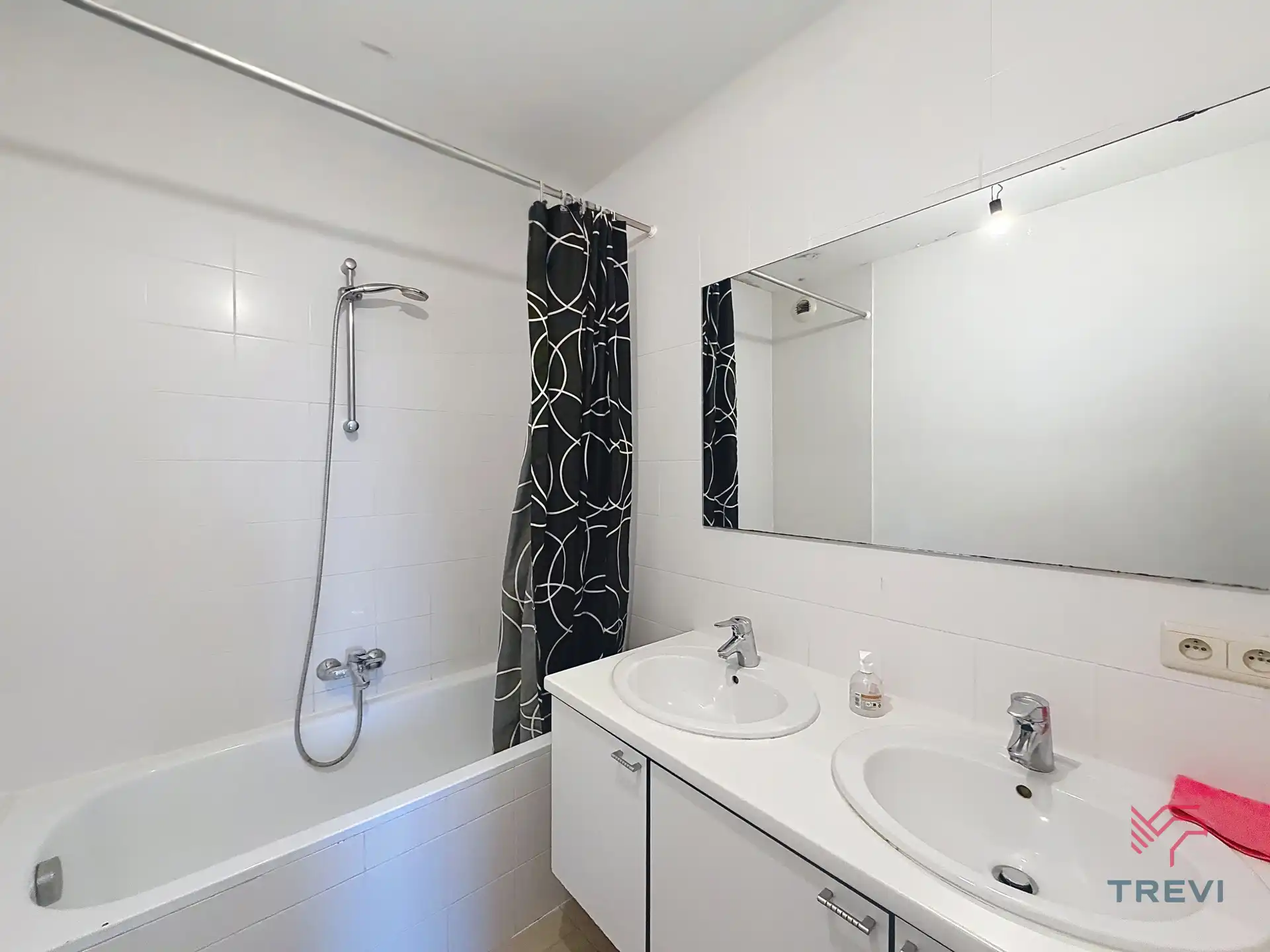 Appartement met 2 slaapkamers + parkeerplaats  foto 7