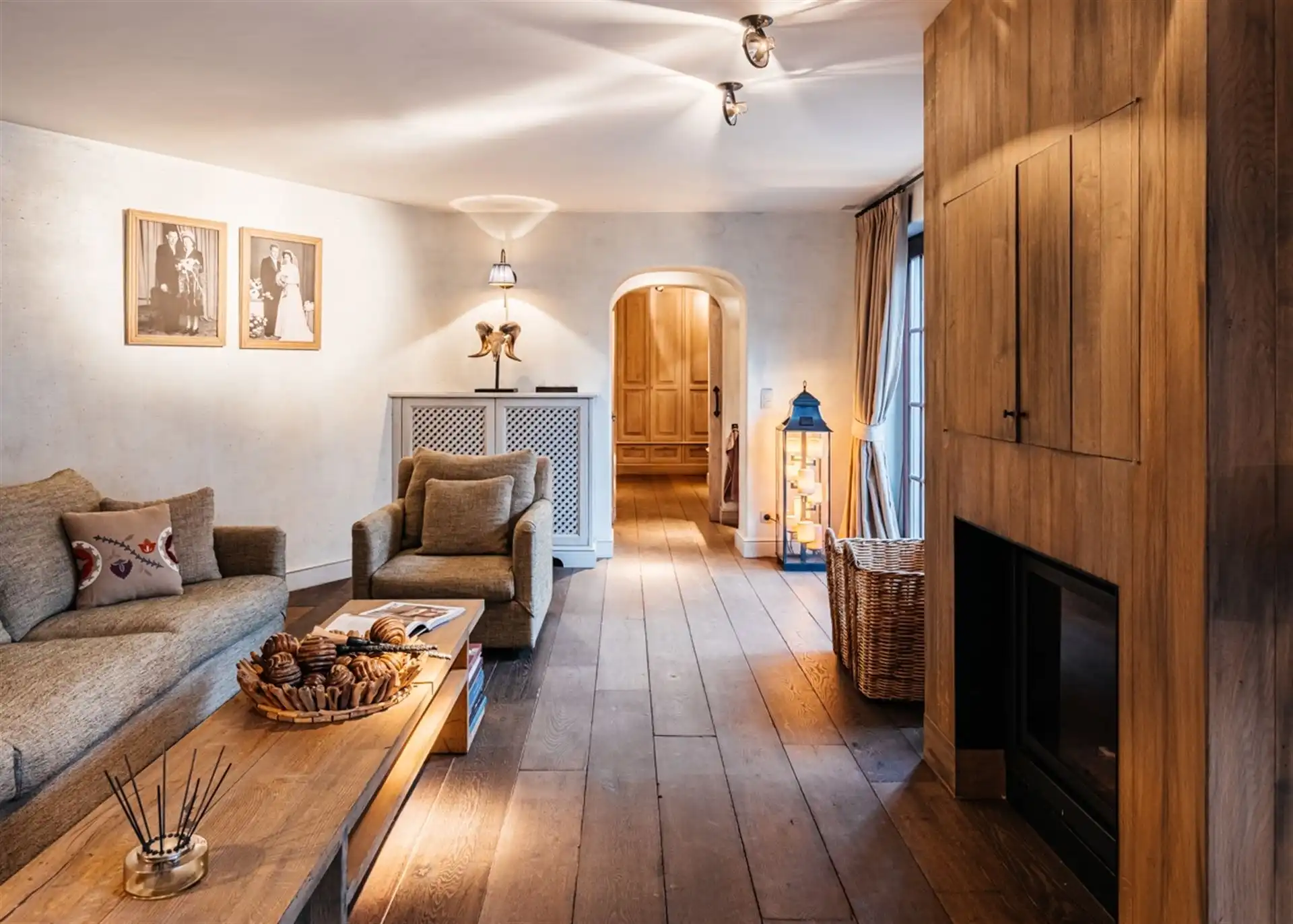 Charmante, hoogwaardig afgewerkte woning in een woonwijk. foto 15