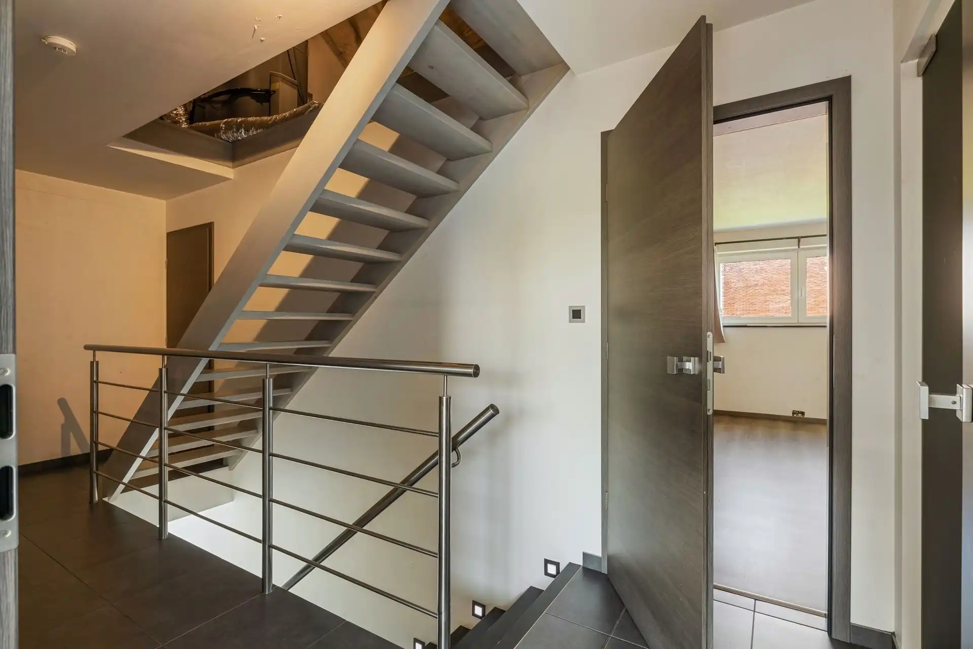 Ruime gezinswoning met 3 slaapkamers en 2 badkamers op een absolute toplocatie foto 20