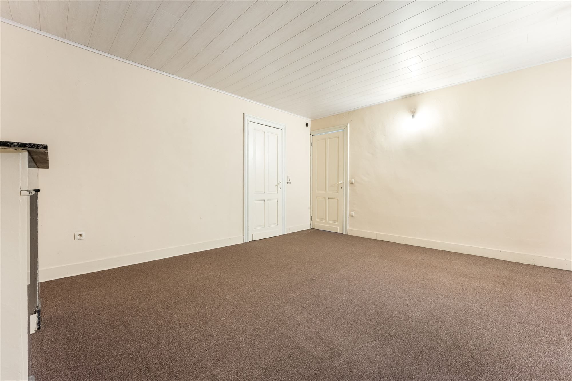 HANDELSPAND 111M2 MET WOONST 199M2 OP PERFECTE LOCATIE MET ENORME VISIBILITEIT! foto 26