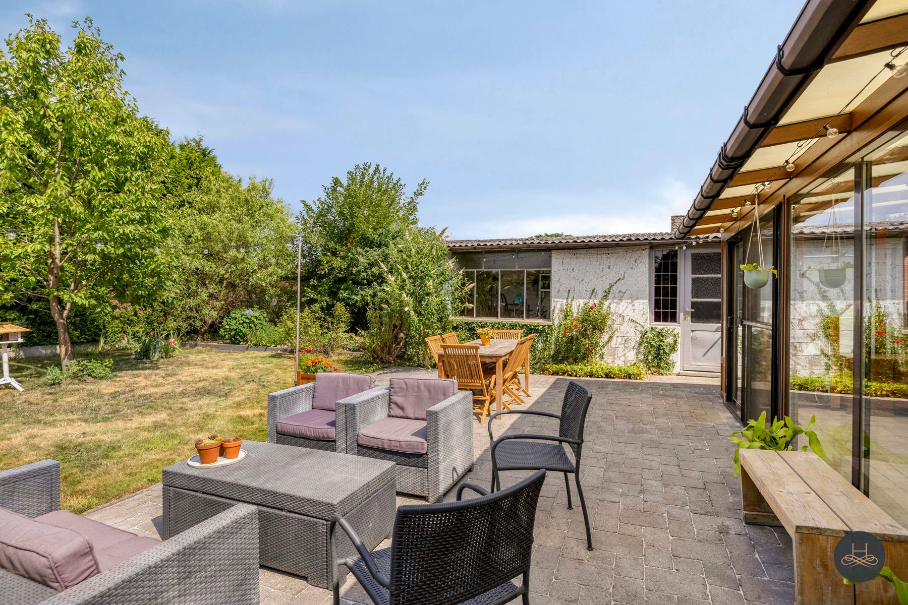 Karaktervolle open bebouwing met leuke tuin en ruime garage foto 36