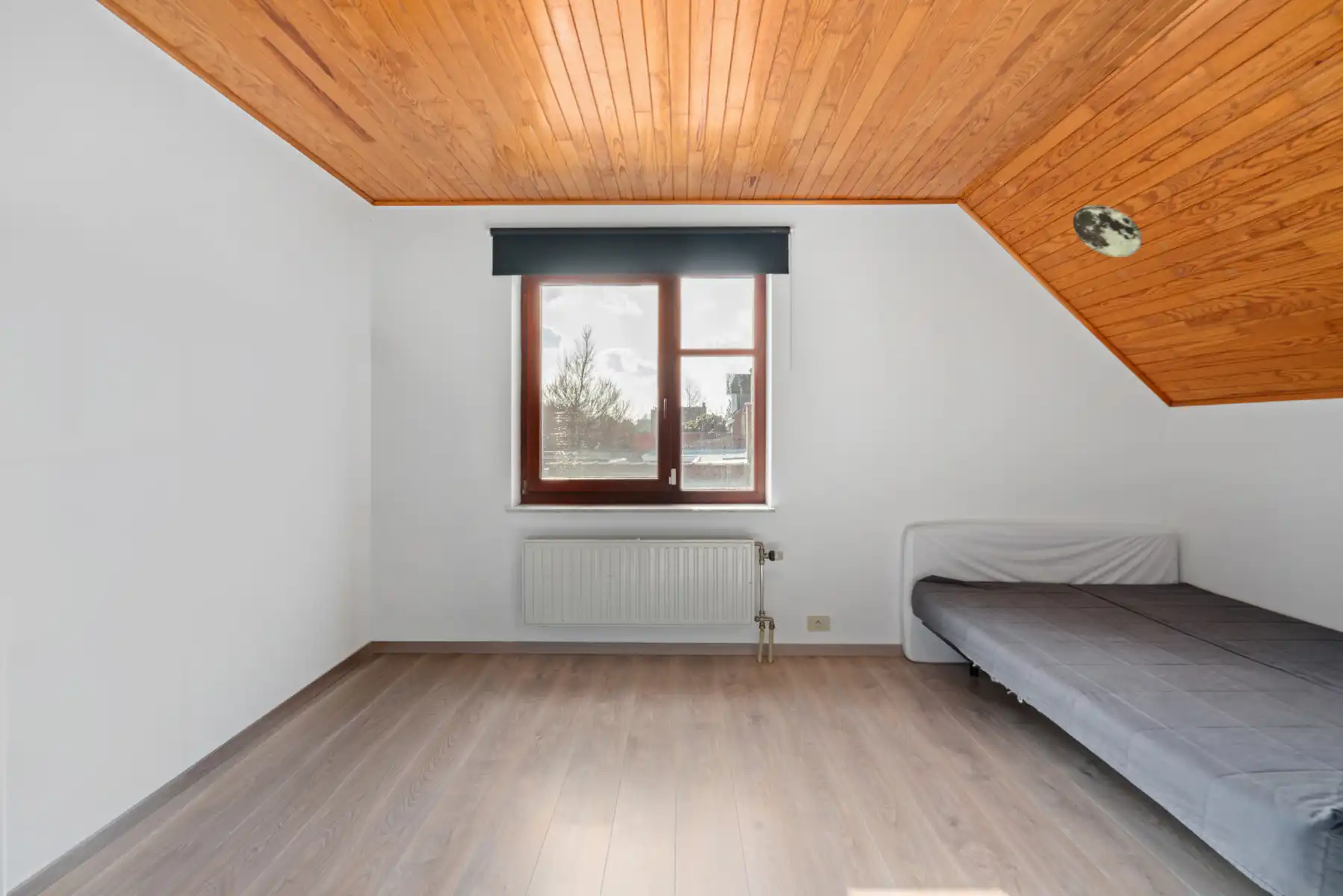 Villa met 5 slaapkamers, 3 badkamers en tuin foto 21