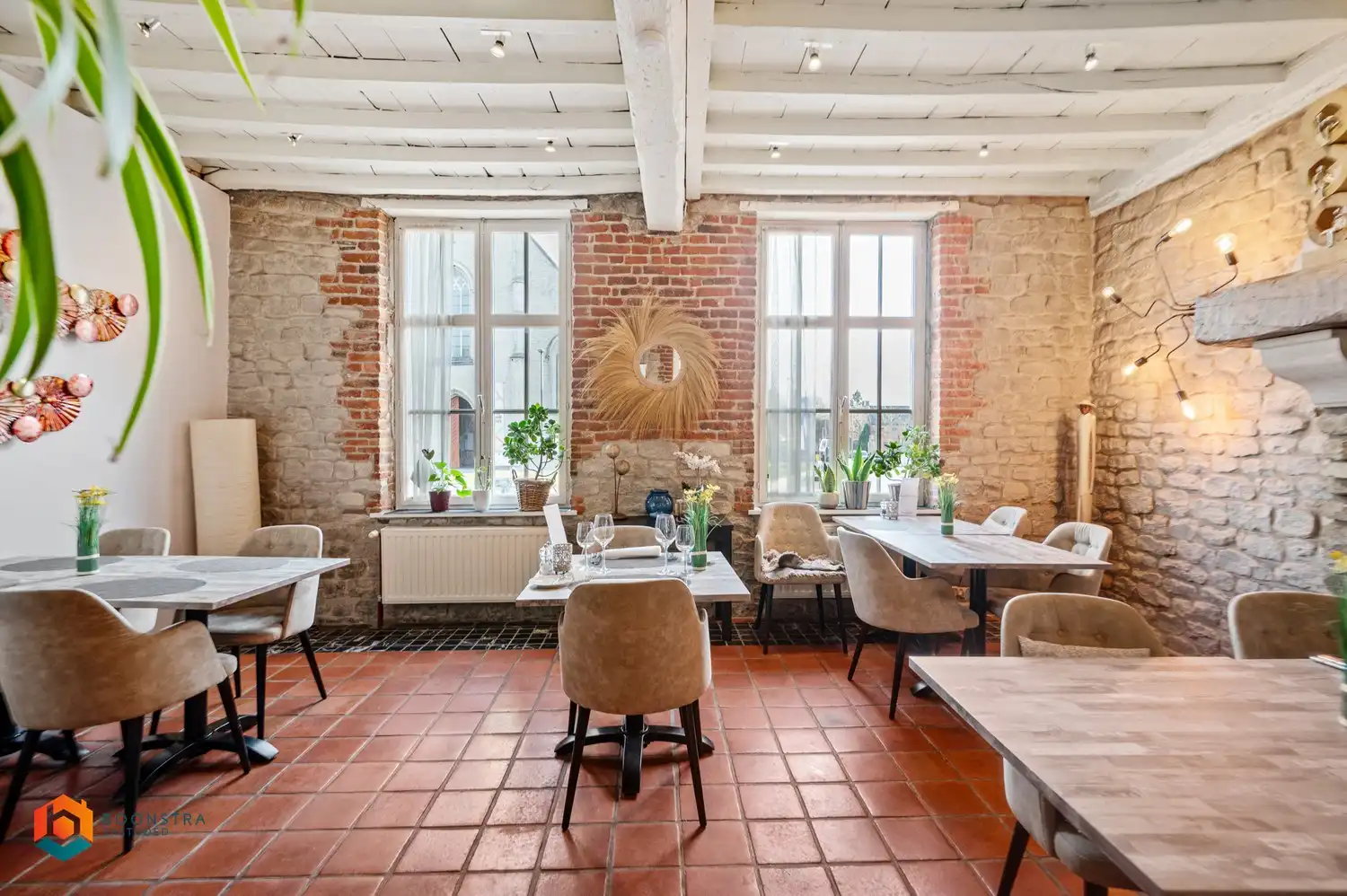 Handelspand met bovengelegen woonst op toplocatie te Erps-Kwerps foto 5