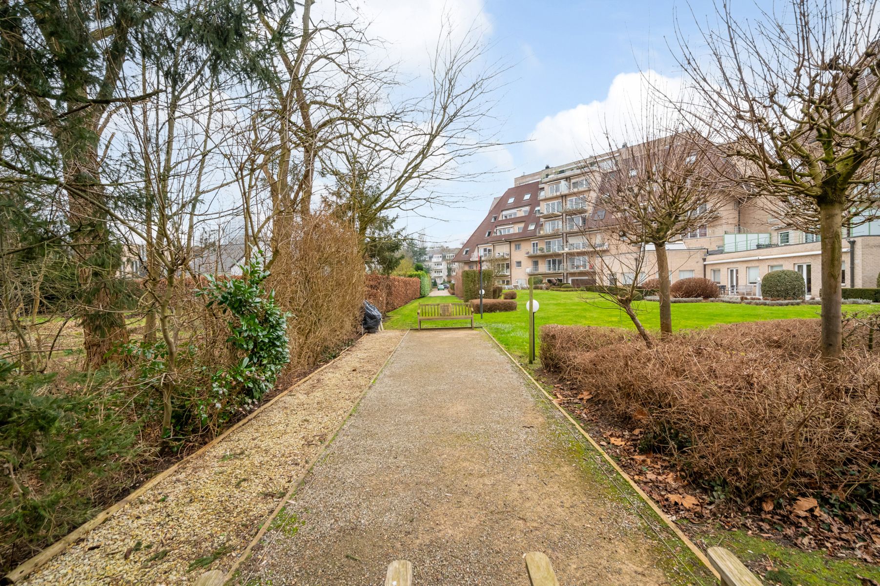 Gerenoveerde serviceflat in residentie Mayflower! foto 17