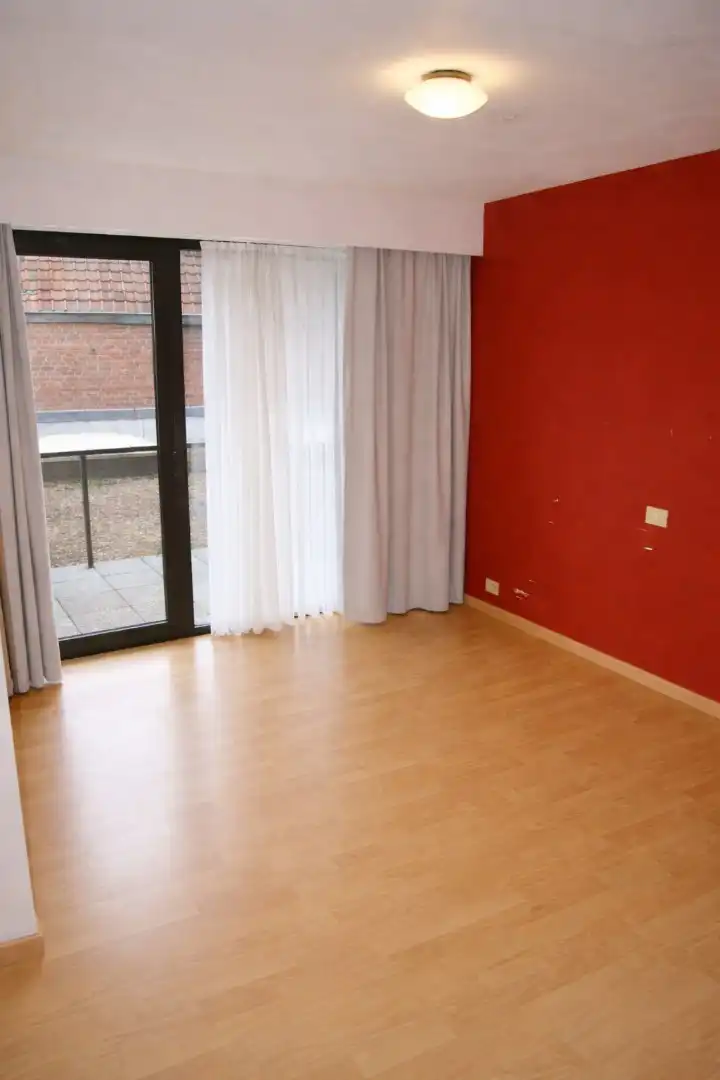 Ruim 2-slp appartement met zonnig terrasje, centrum Torhout foto 13