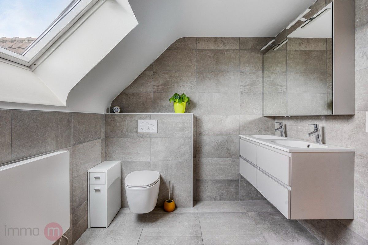 Prachtige villa (open bebouwing) met adembenemend uitzicht in rustige omgeving met 5 slaapkamers. foto 23