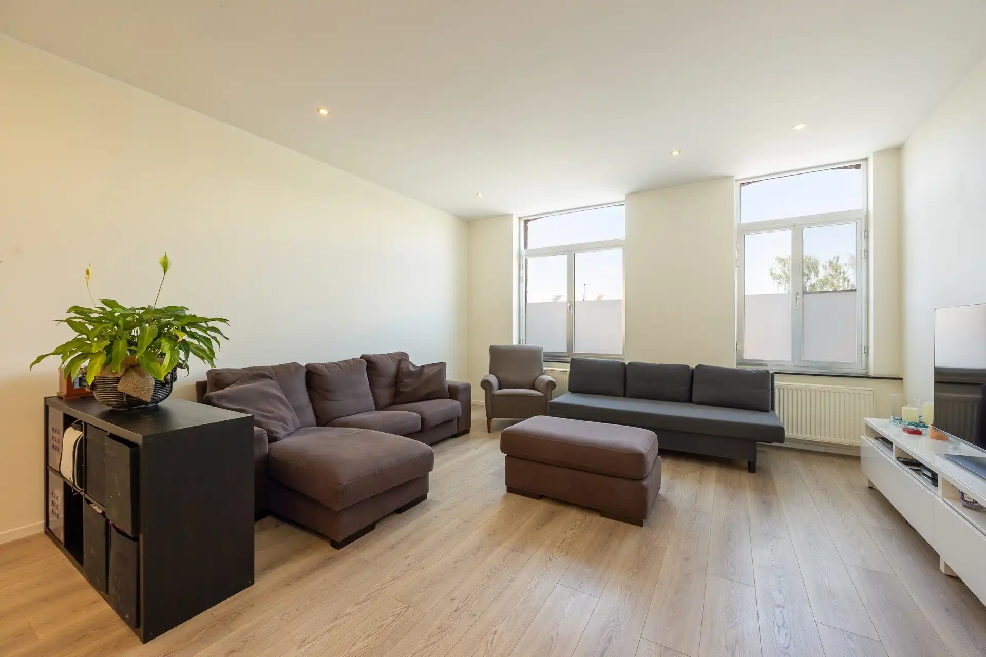 Instapklare woning met 3 slpk, zuidgerichte tuin en atelier foto 3
