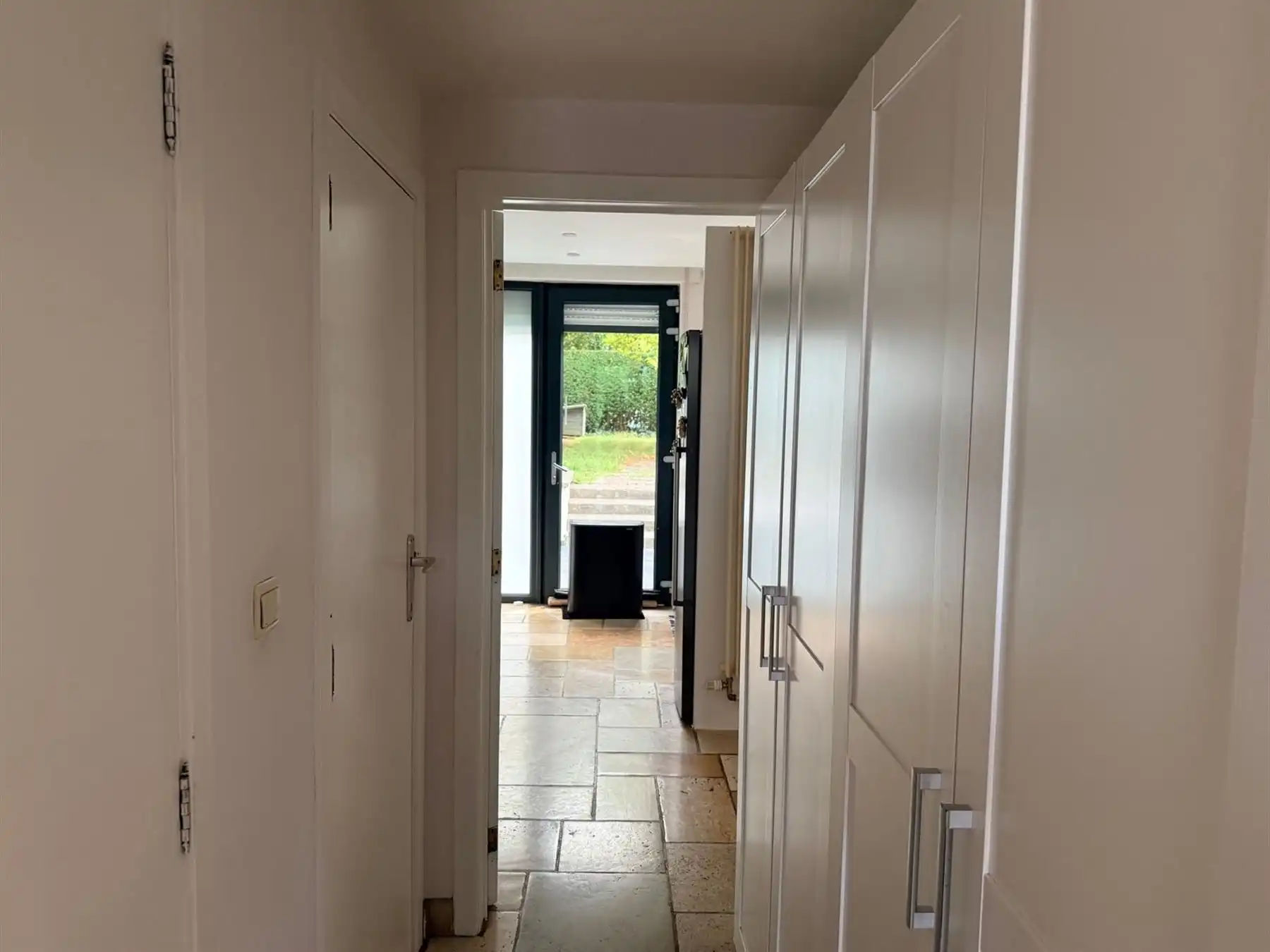 INSTAPKLARE WONING MET GEZELLIGE TUIN foto 3