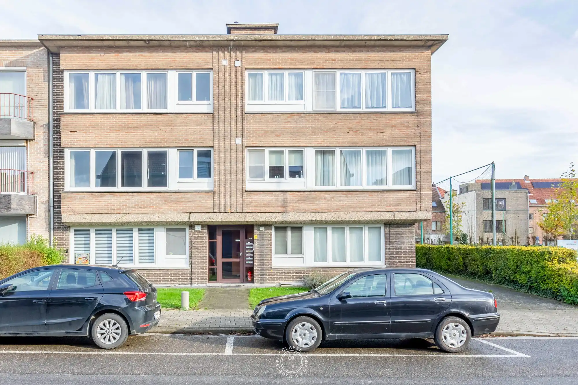 Modern vernieuwd 3-slaapkamerappartement op TOP-locatie met garage foto 12