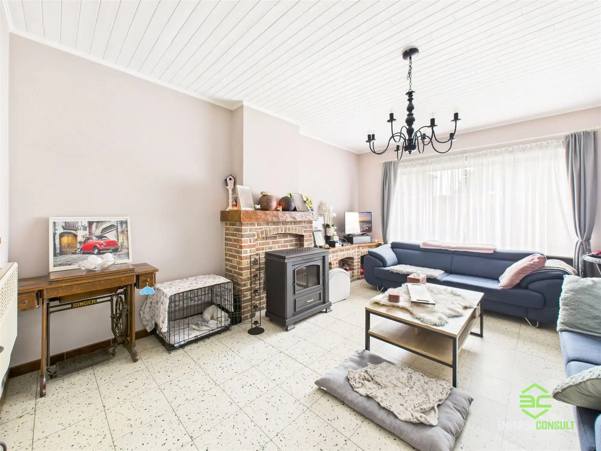 Zeer goed gelegen gezinswoning met 3 slpk! foto 8