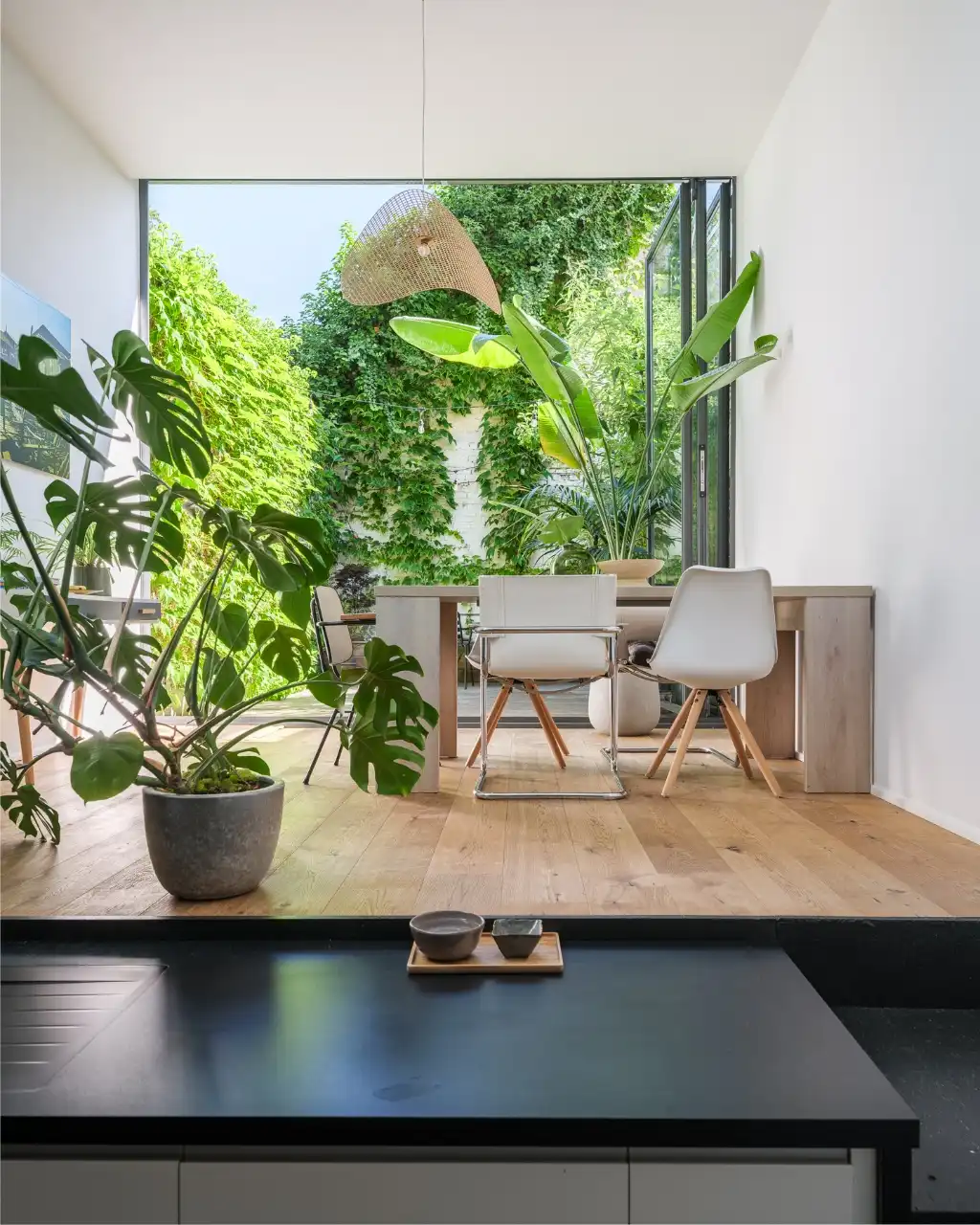 Opportuniteit - omgeving Visserij. Instapklare en unieke burgerwoning met split-levels, &nbsp;3slpk’s + bureauruimte en aangename stadstuin op een zeer gegeerde locatie te Gent. foto 5