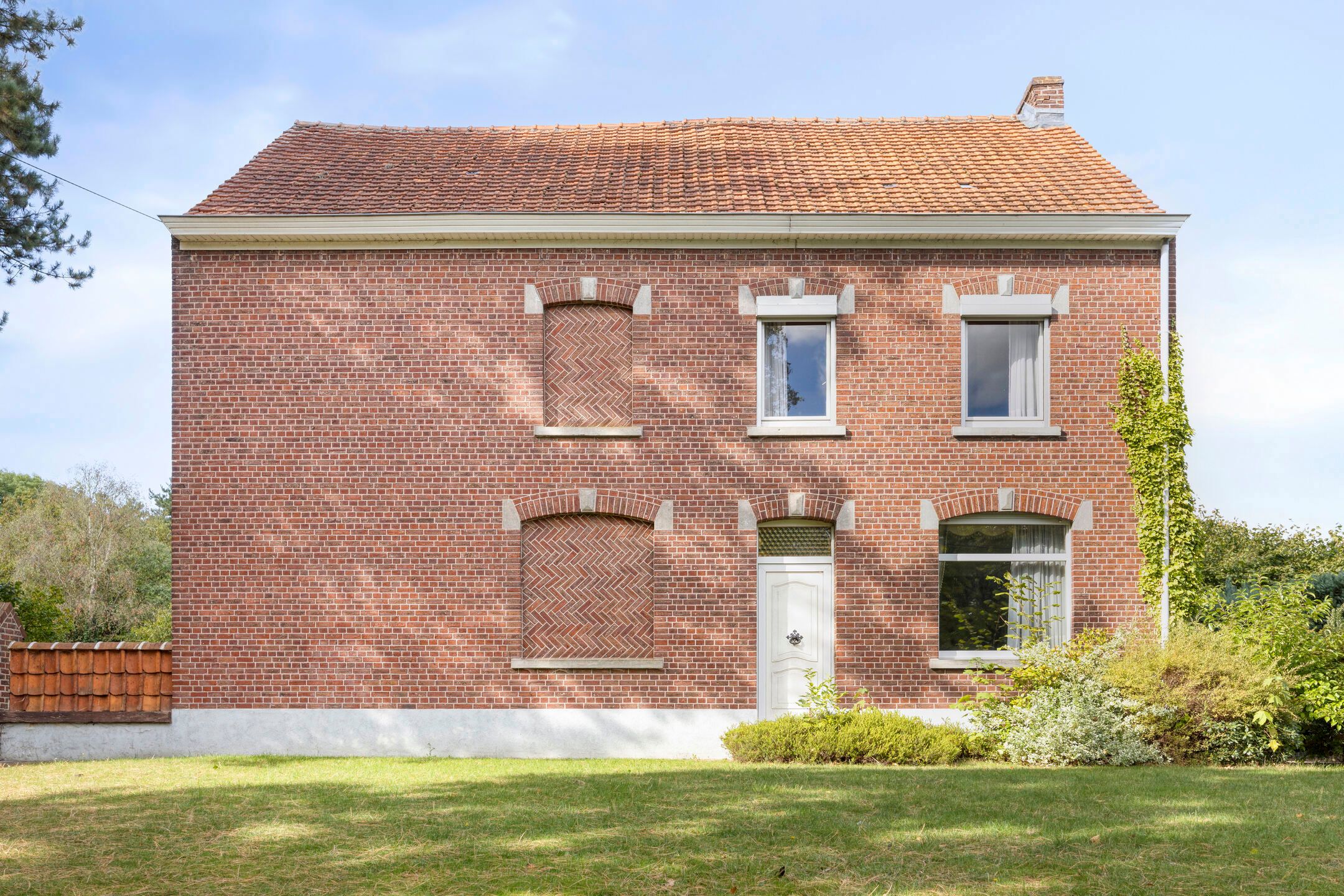 Te renoveren hoeve met weide op 72are foto 16