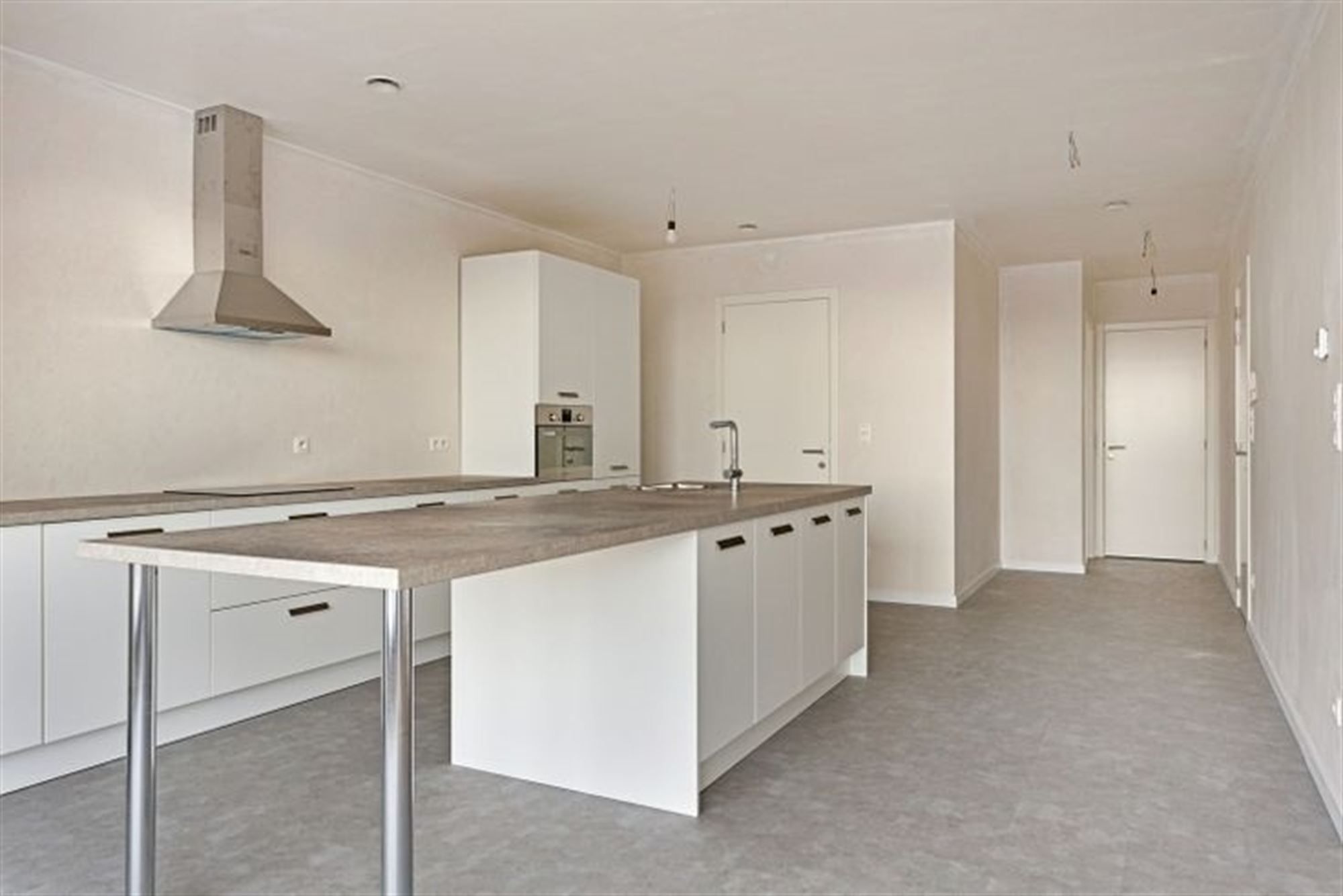 Nieuwbouwappartement met 2 slaapkamers en lift in centrum foto 6