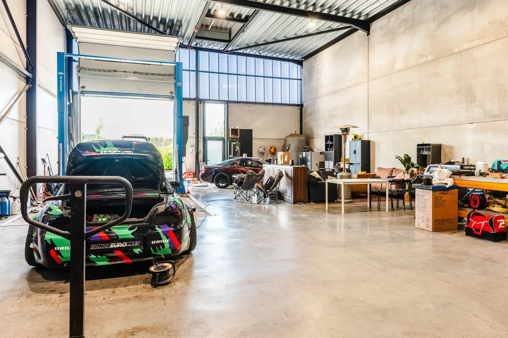 KMO-unit van 253 m² met 3 parkeerplaatsen en vergunde conciërgewoning foto 8