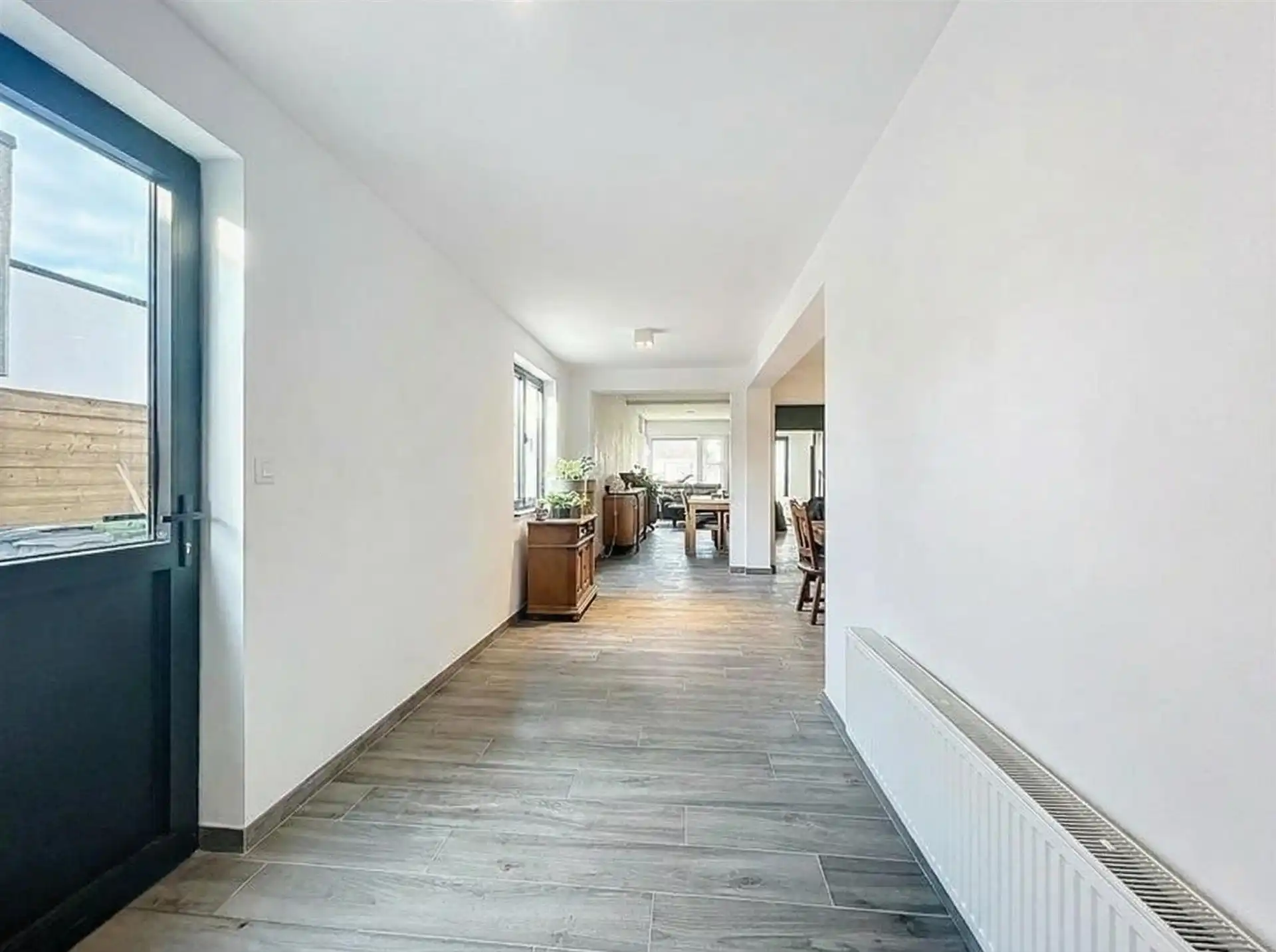 half open bebouwing met 4 slaapkamers op toplocatie foto 2