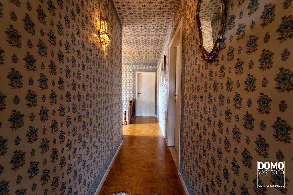 KARAKTERVOLLE, RUIME WONING MET 4 SLAAPKAMERS EN ZONNIGE TUIN TE STOKROOIE foto 22