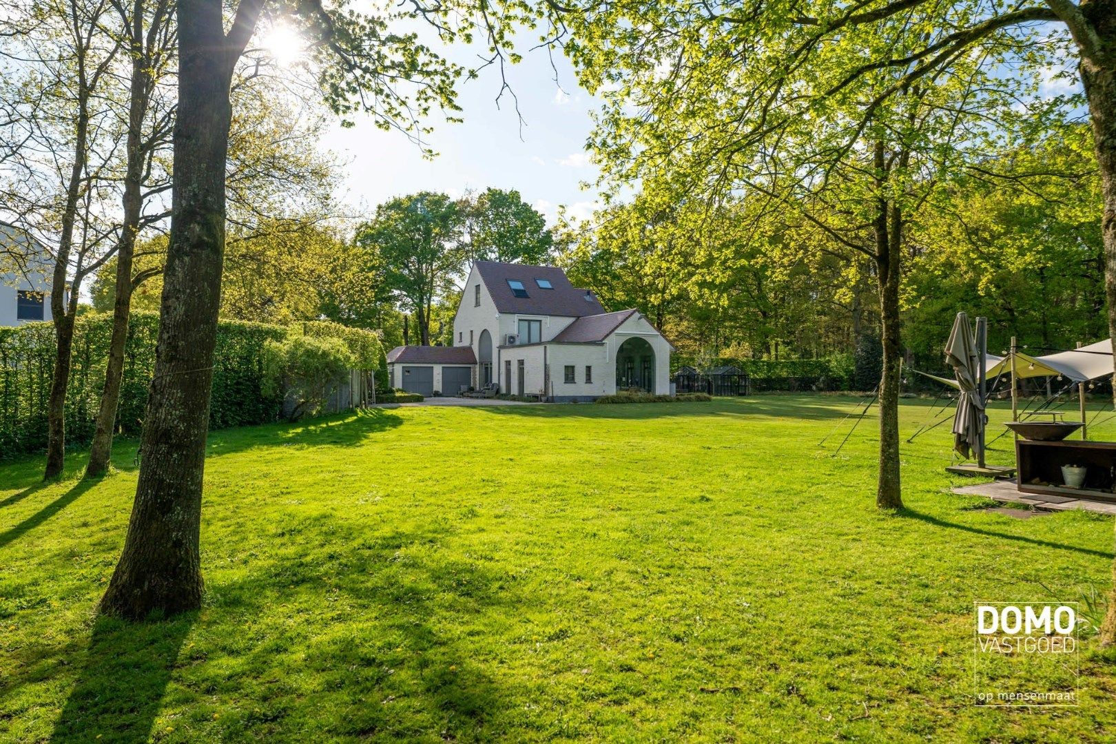 Exclusieve villa, zeer rustig gelegen, aan de groene bossen van Bolderberg. foto 2
