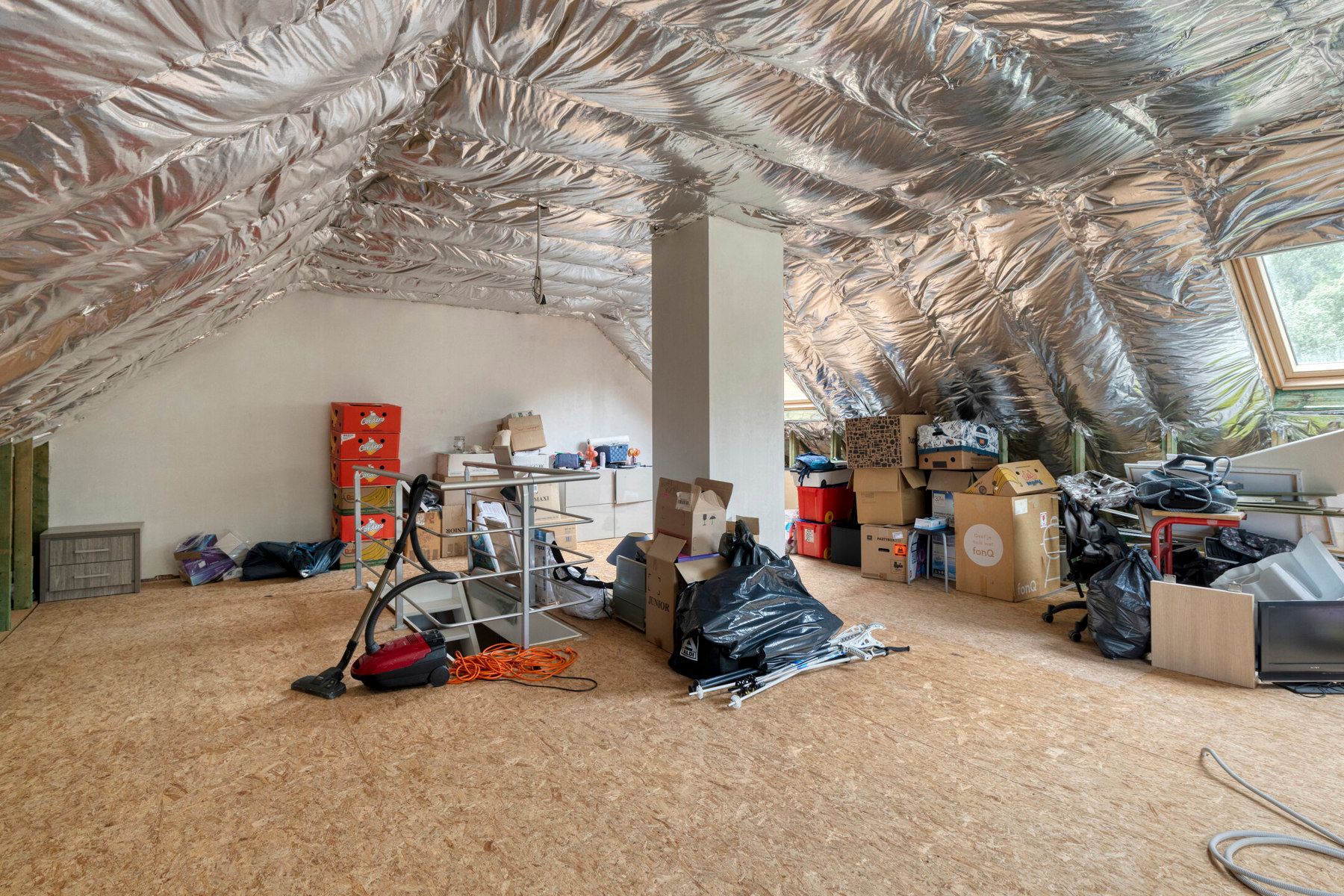 Ruime en instapklare 3-gevelwoning in rustige omgeving foto 20