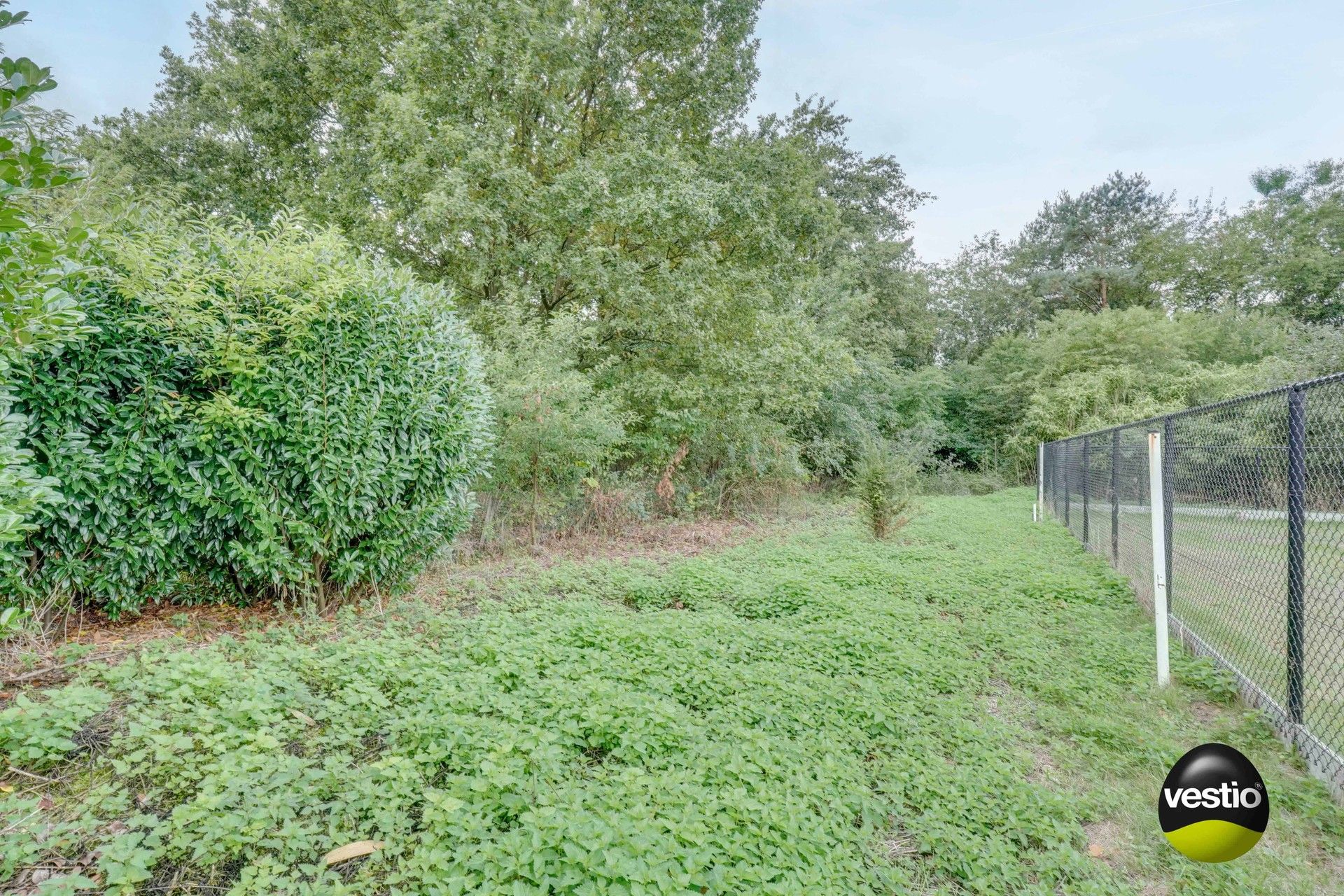 GELIJKVLOERSE WONING OP 10,61 ARE foto 23