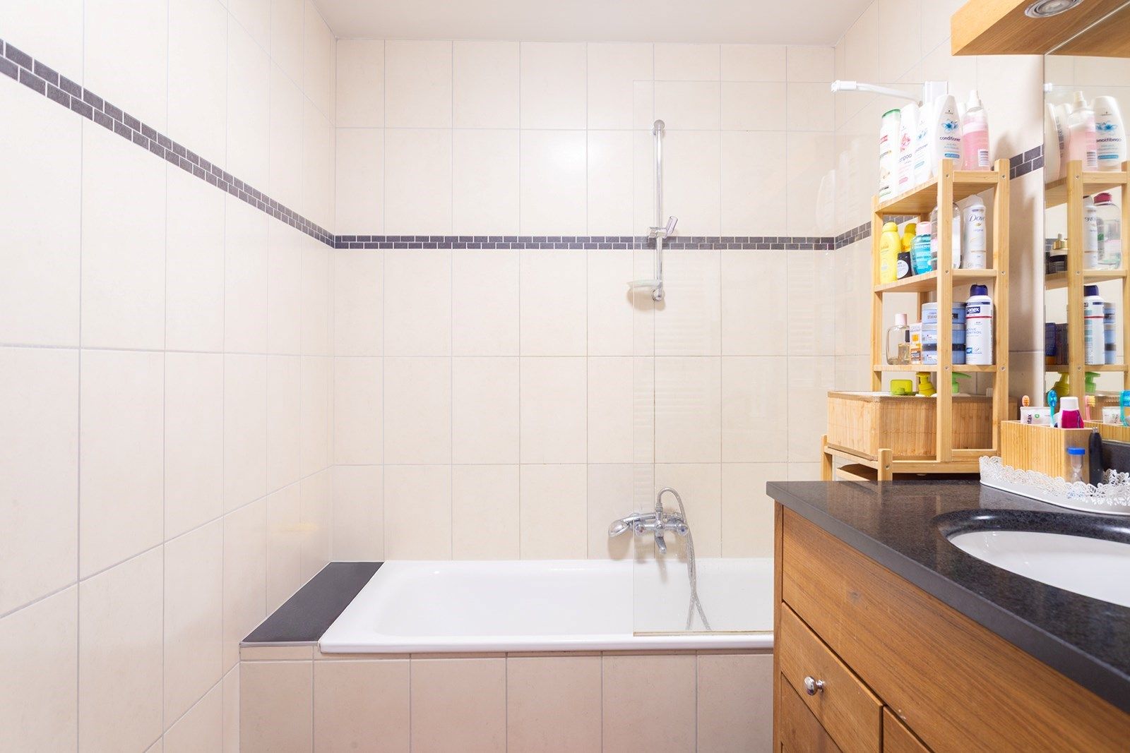 Ruim en Instapklaar appartement met terras  foto 20