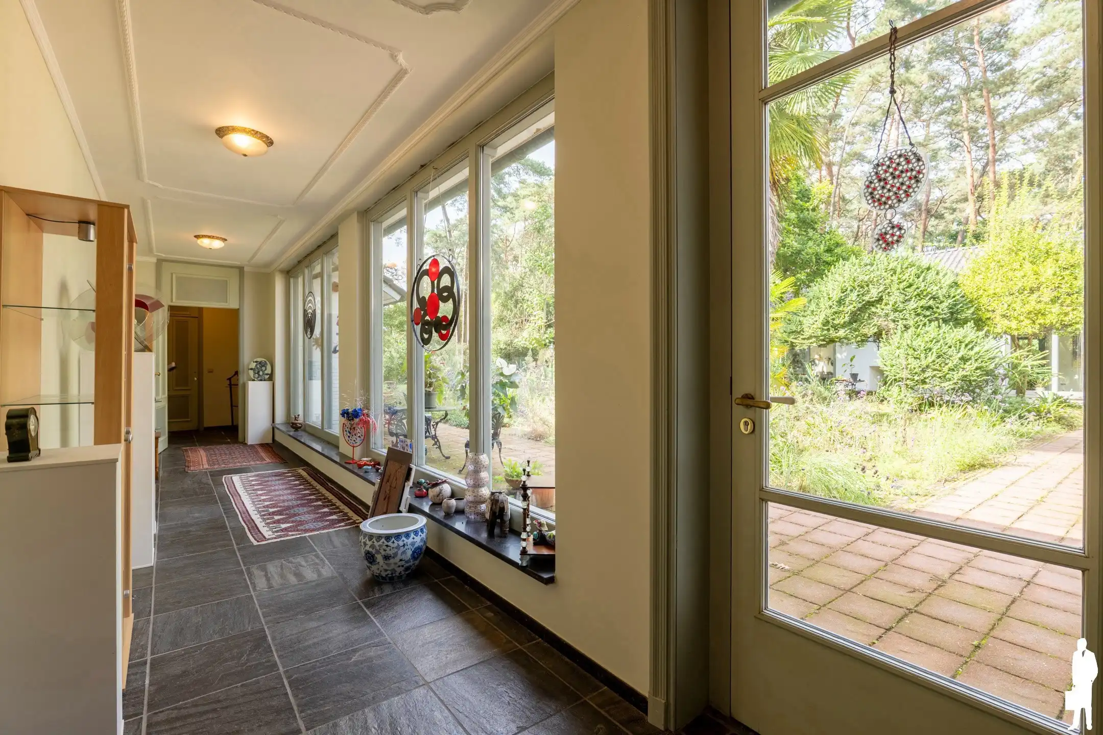 Renovatieproject op uitzonderlijk perceel van ca. 8.300 m² foto 5