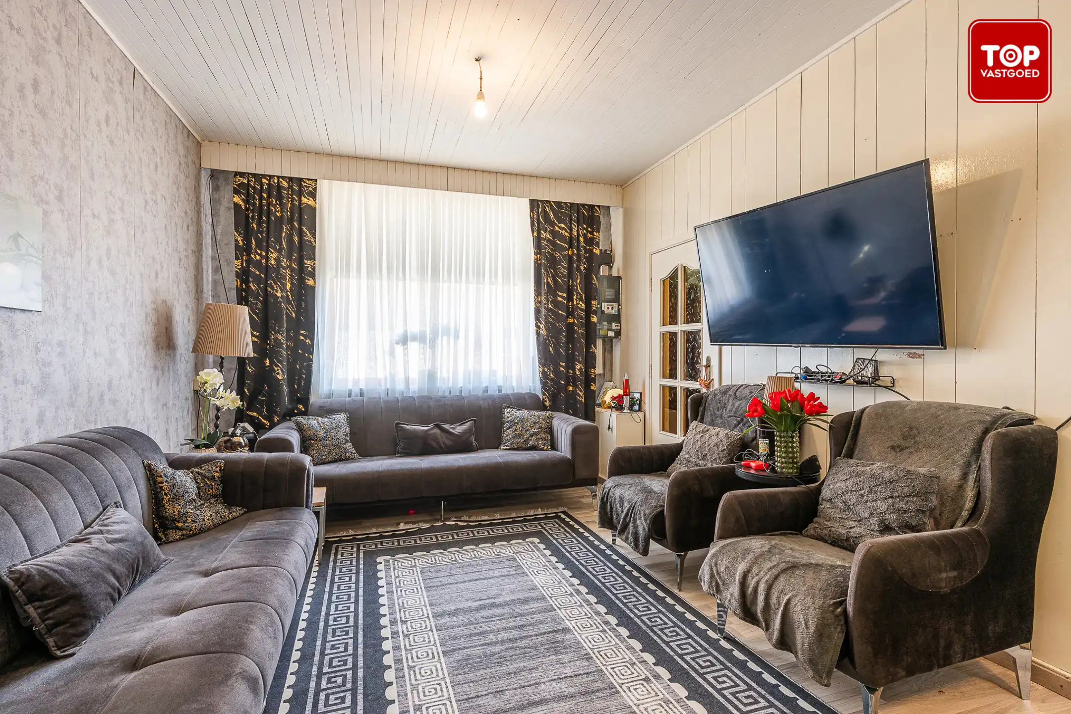 Op te frissen HOB met 2 slaapkamers en tuin foto 11