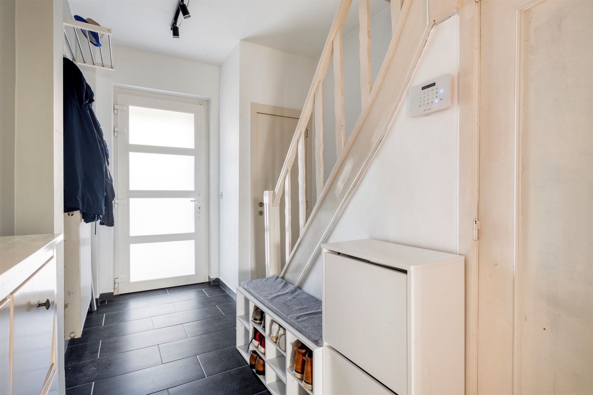 Instapklare, volledig gerenoveerde woning met 3 kamers foto 11