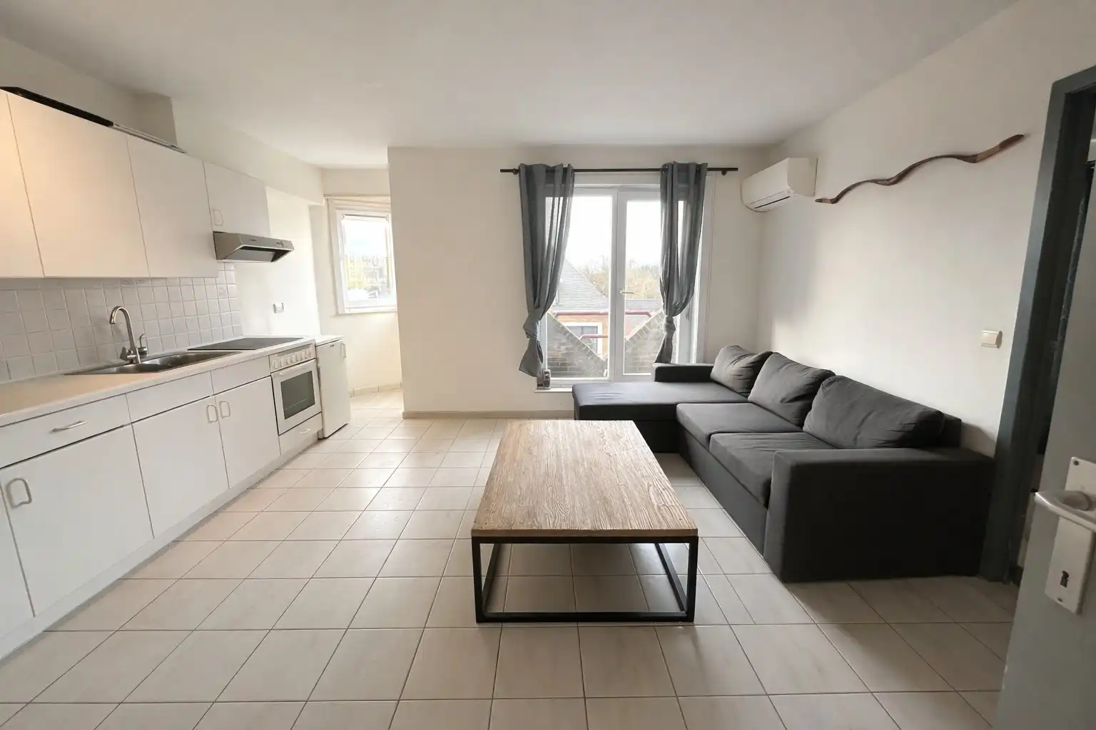 Appartement met 1 slpk en terras, Torhout. foto 3