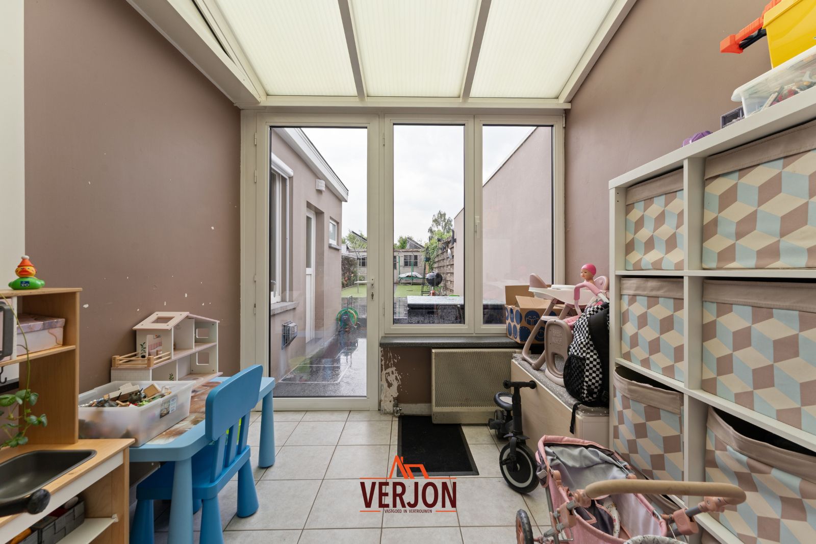 Gezinswoning met 4 slaapkamers, tuin en garage in Emelgem! foto 8