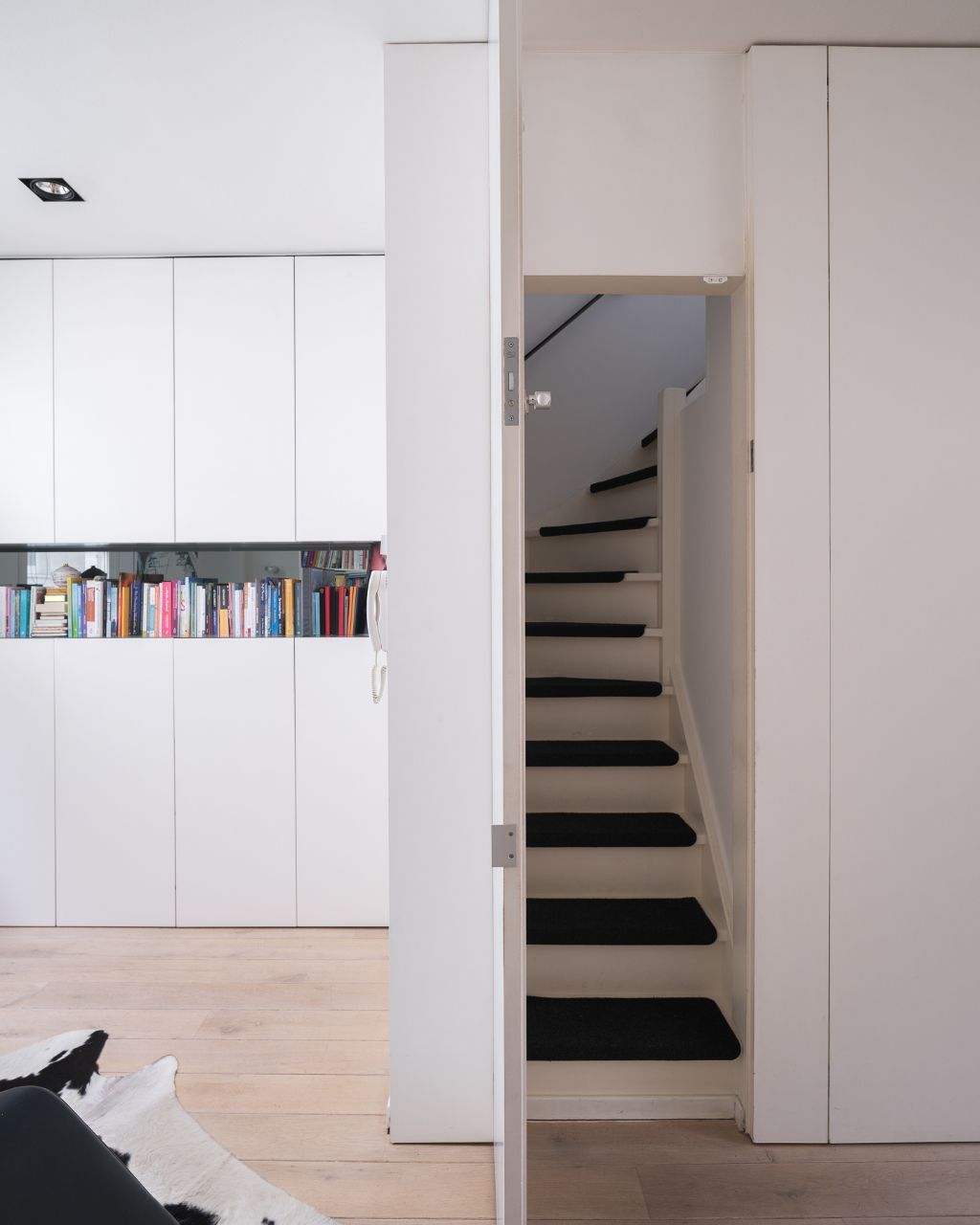 Centrum Gent - Een architecturale hoekwoning met een exeptionele ruimtelijkheid, twee slaapkamers en twee buitenruimtes. foto 6