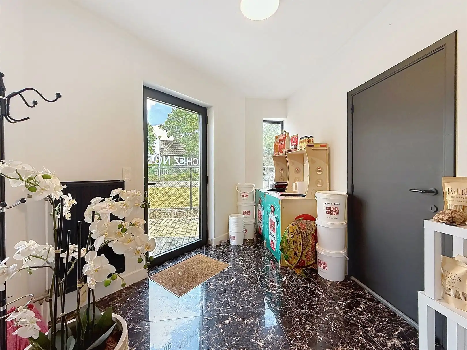 Huis met praktijkruimte, 4 slpks,  2 bdks, 10a 34ca foto 8